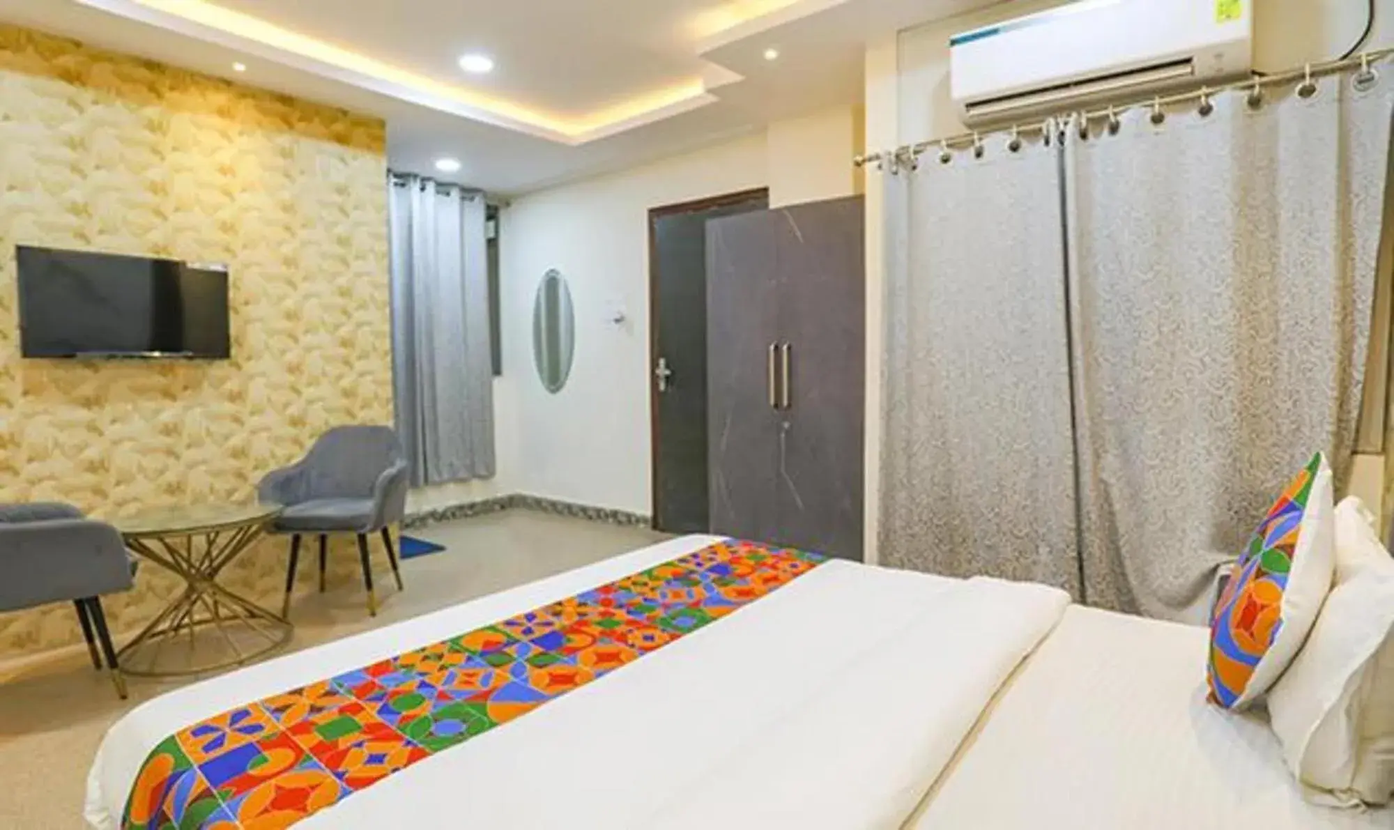 Bed in FabExpress Namaste Kashi Bed in FabExpress Namaste Kashi