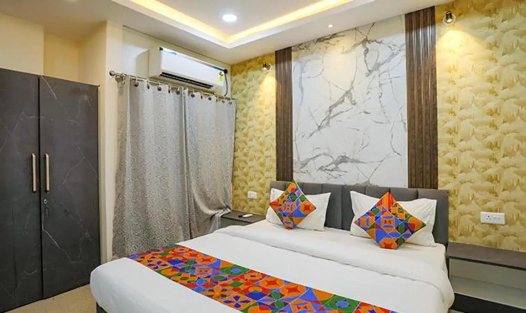 Bed in FabExpress Namaste Kashi Bed in FabExpress Namaste Kashi