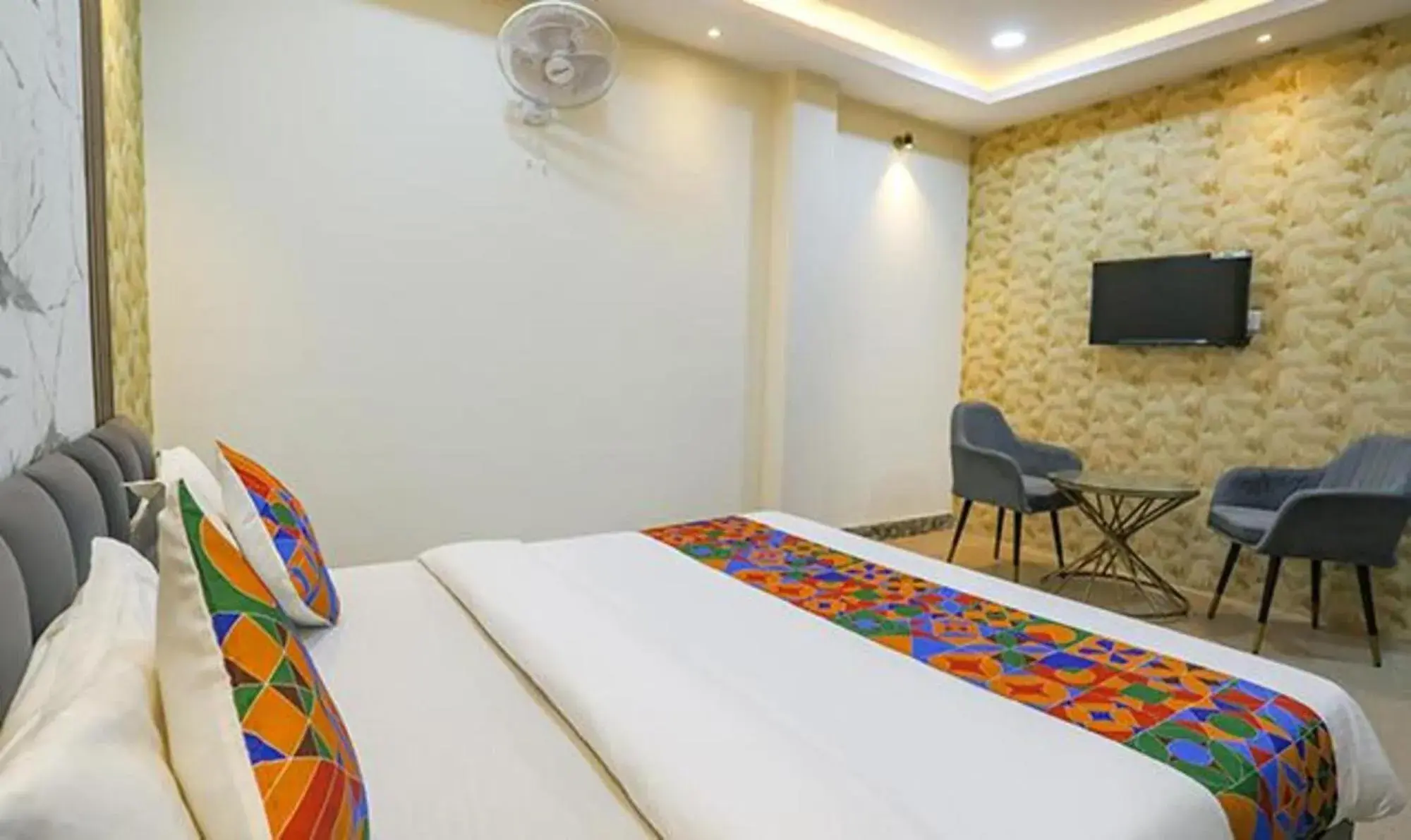 Bed in FabExpress Namaste Kashi Bed in FabExpress Namaste Kashi