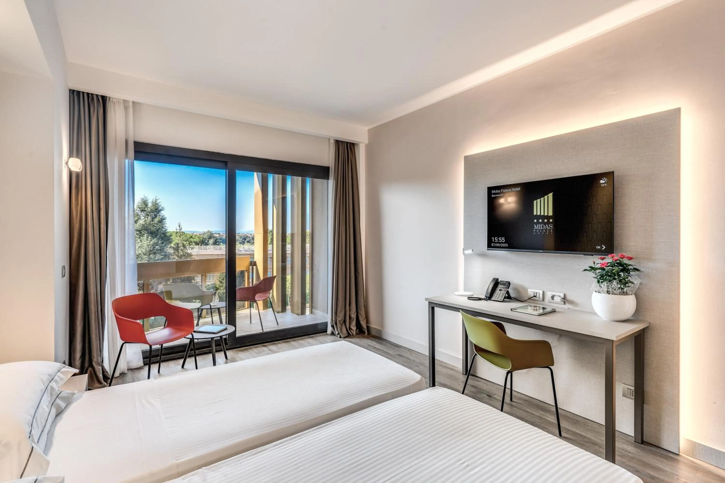 Bed in Hotel Midas Roma - A member of Barcelo Hotel Group