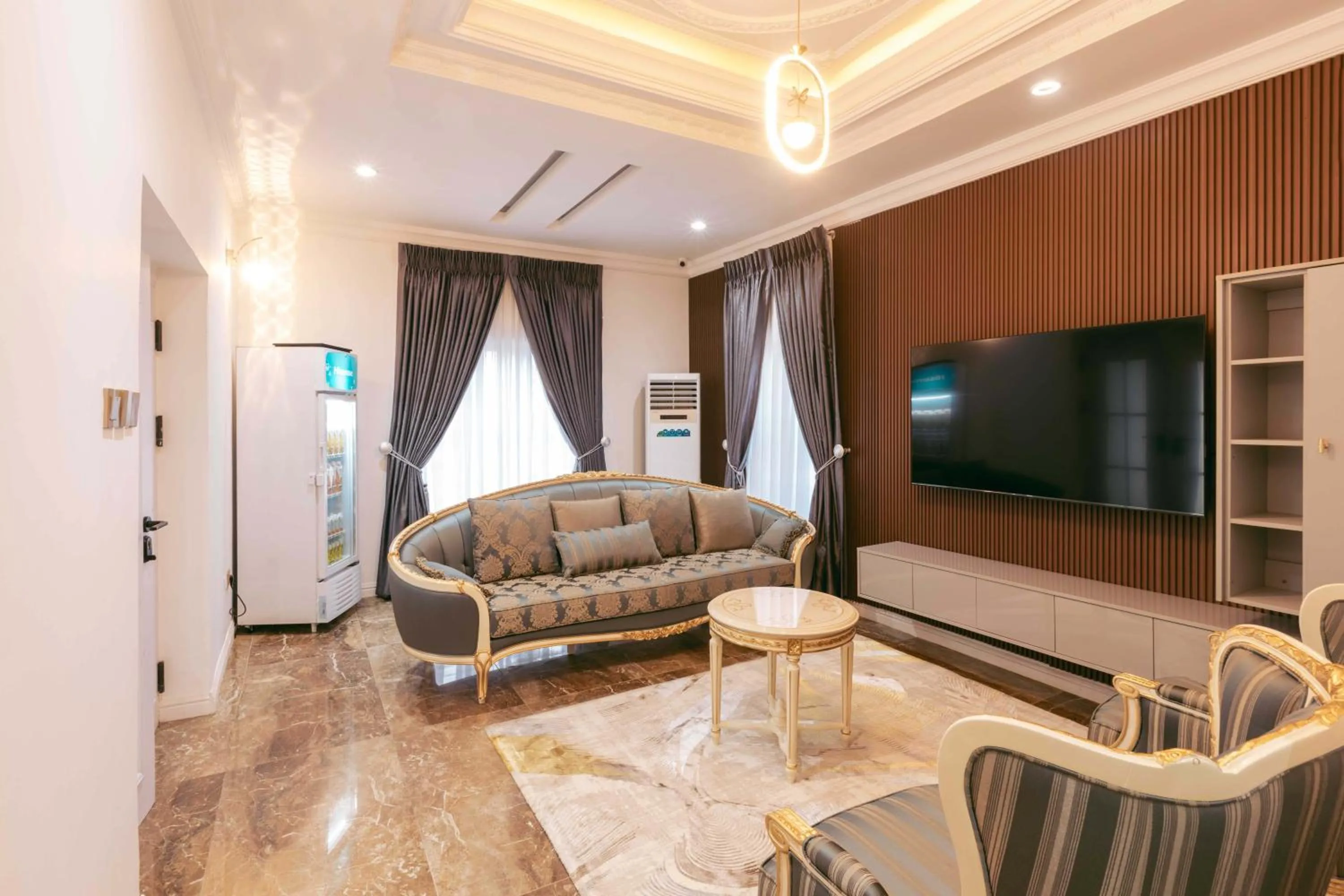 Communal lounge/ TV room in Phoenix Luxury Apartments