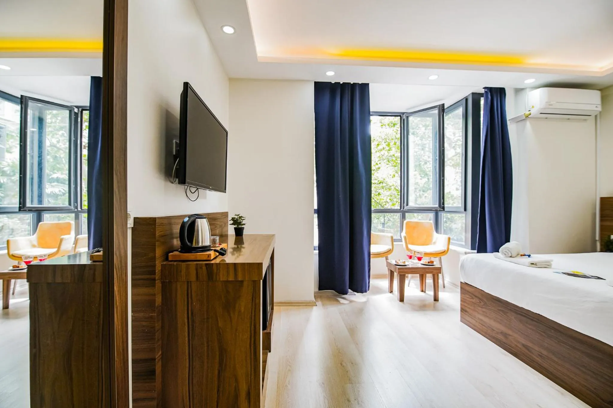 Bed in MITANI SUITES