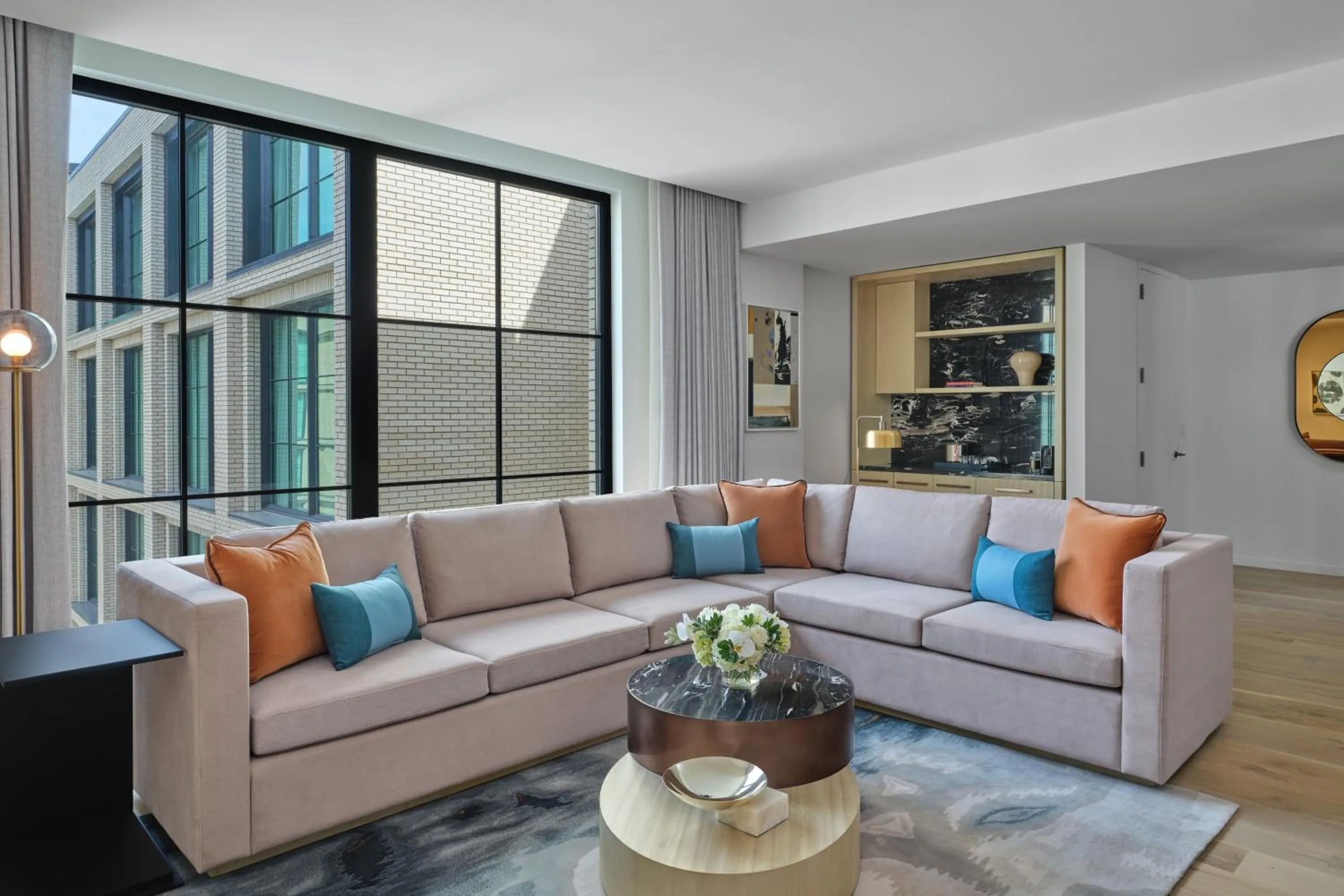 Living room in The Crescent Hotel, Fort Worth