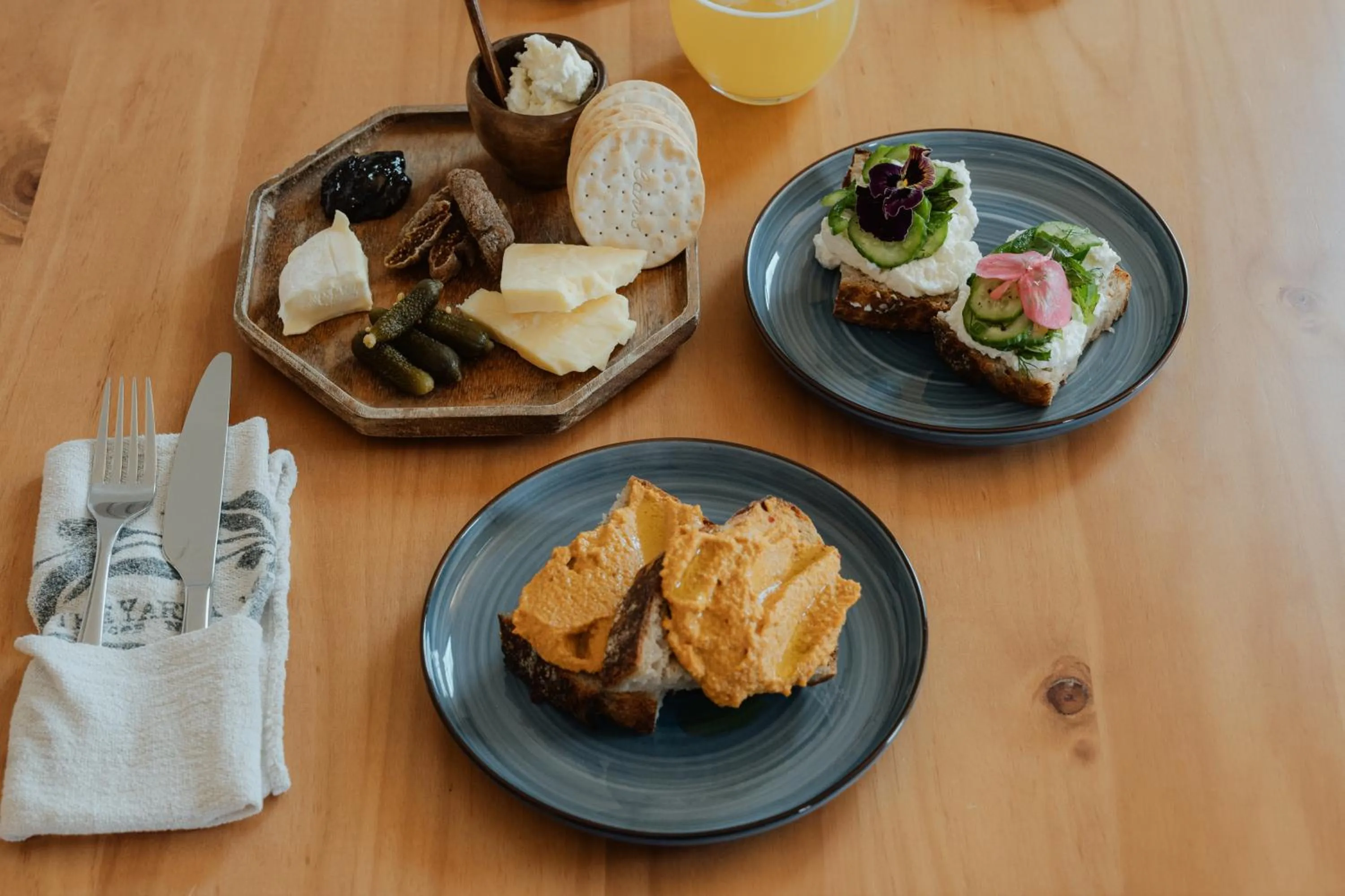 Food and drinks in The Yarra