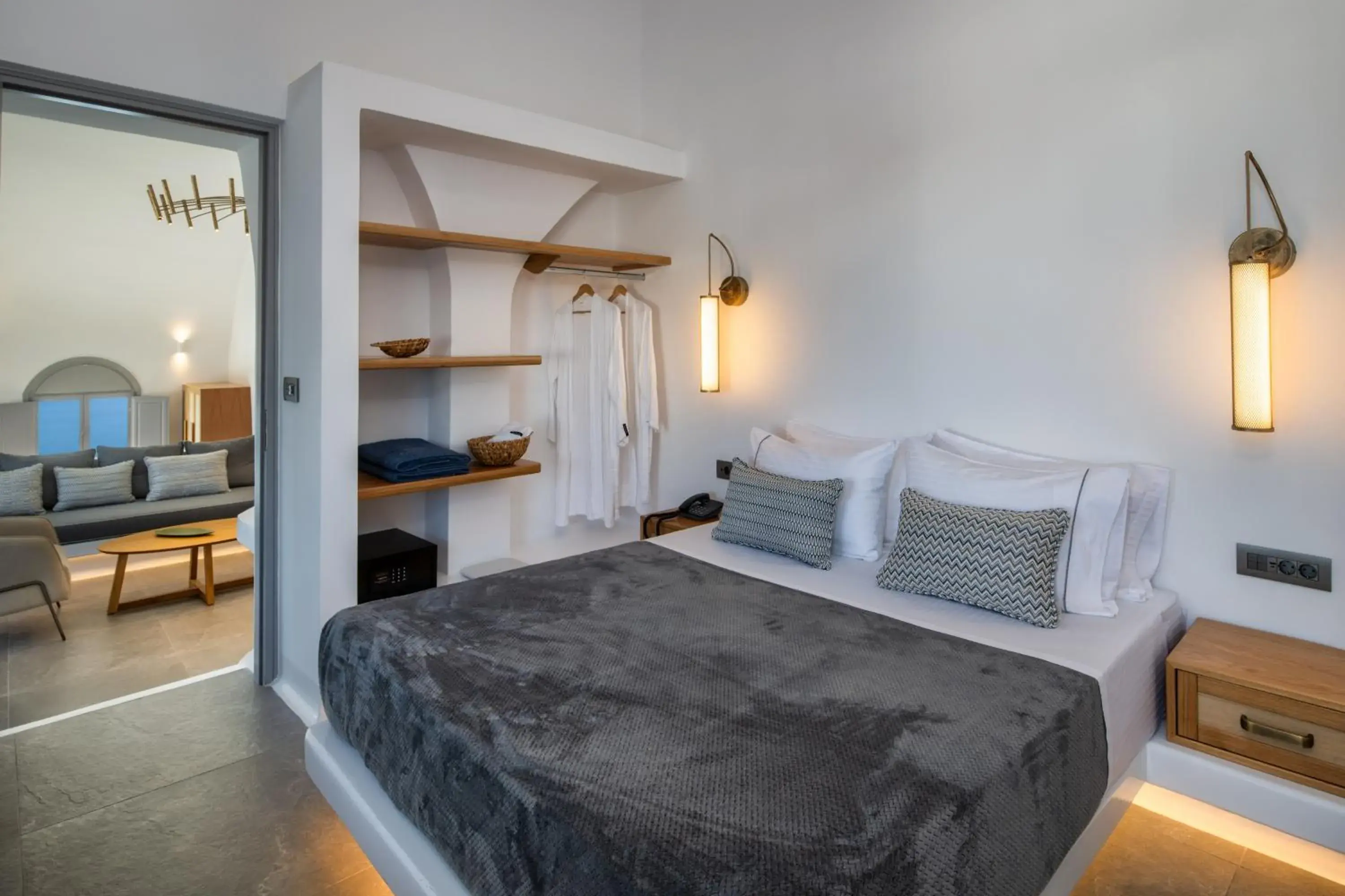 Bedroom, Bed in Eteoro Suites Bedroom, Bed in Eteoro Suites