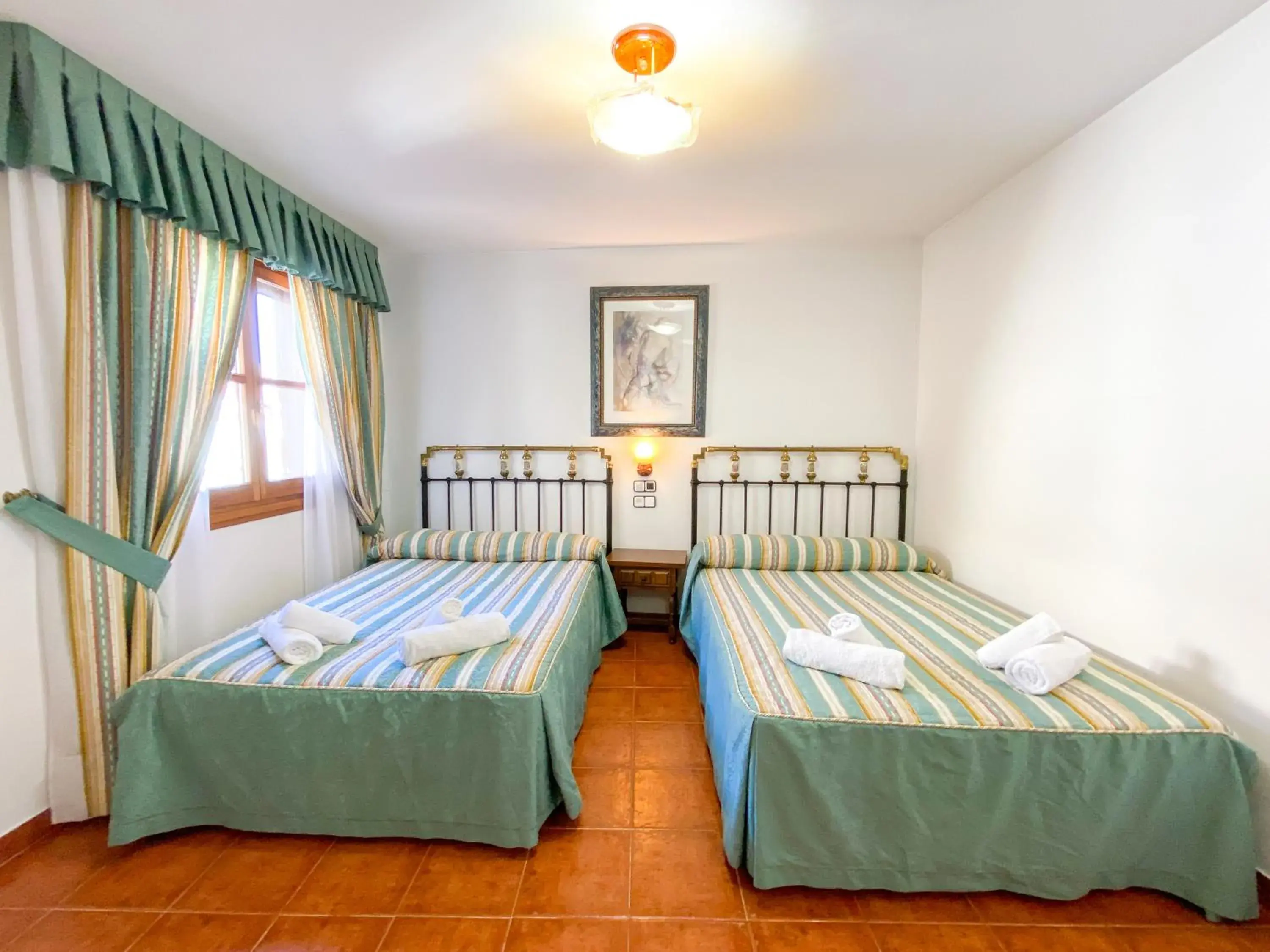 Queen Room with Two Queen Beds in Posada Los Leones Queen Room with Two Queen Beds in Posada Los Leones