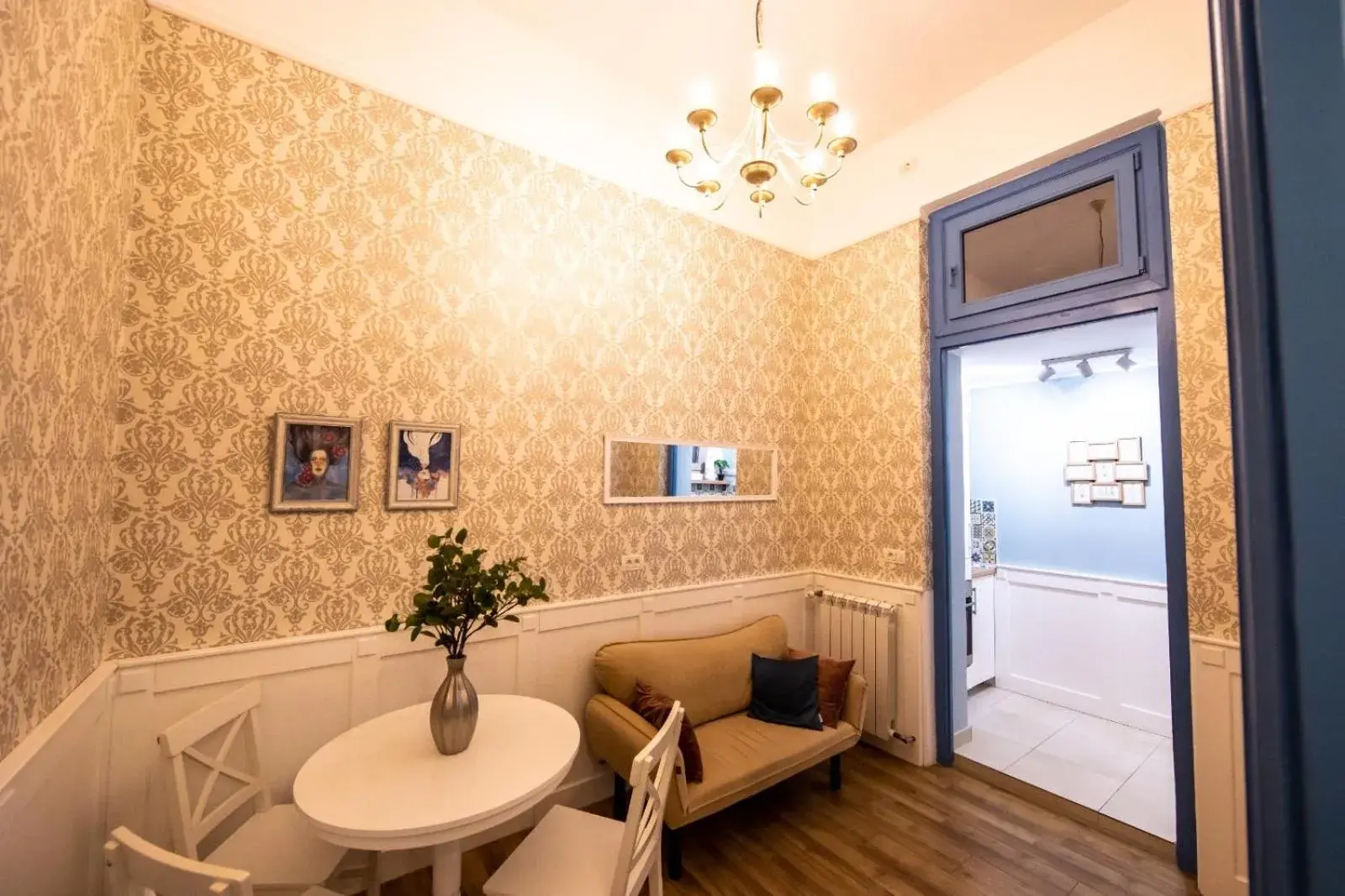 Deluxe Apartment in VISAJ Deluxe Downtown Deluxe Apartment in VISAJ Deluxe Downtown