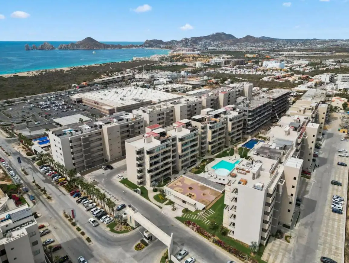 Loft con balcón privado, estacionamiento gratis - Un oasis en Los Cabos