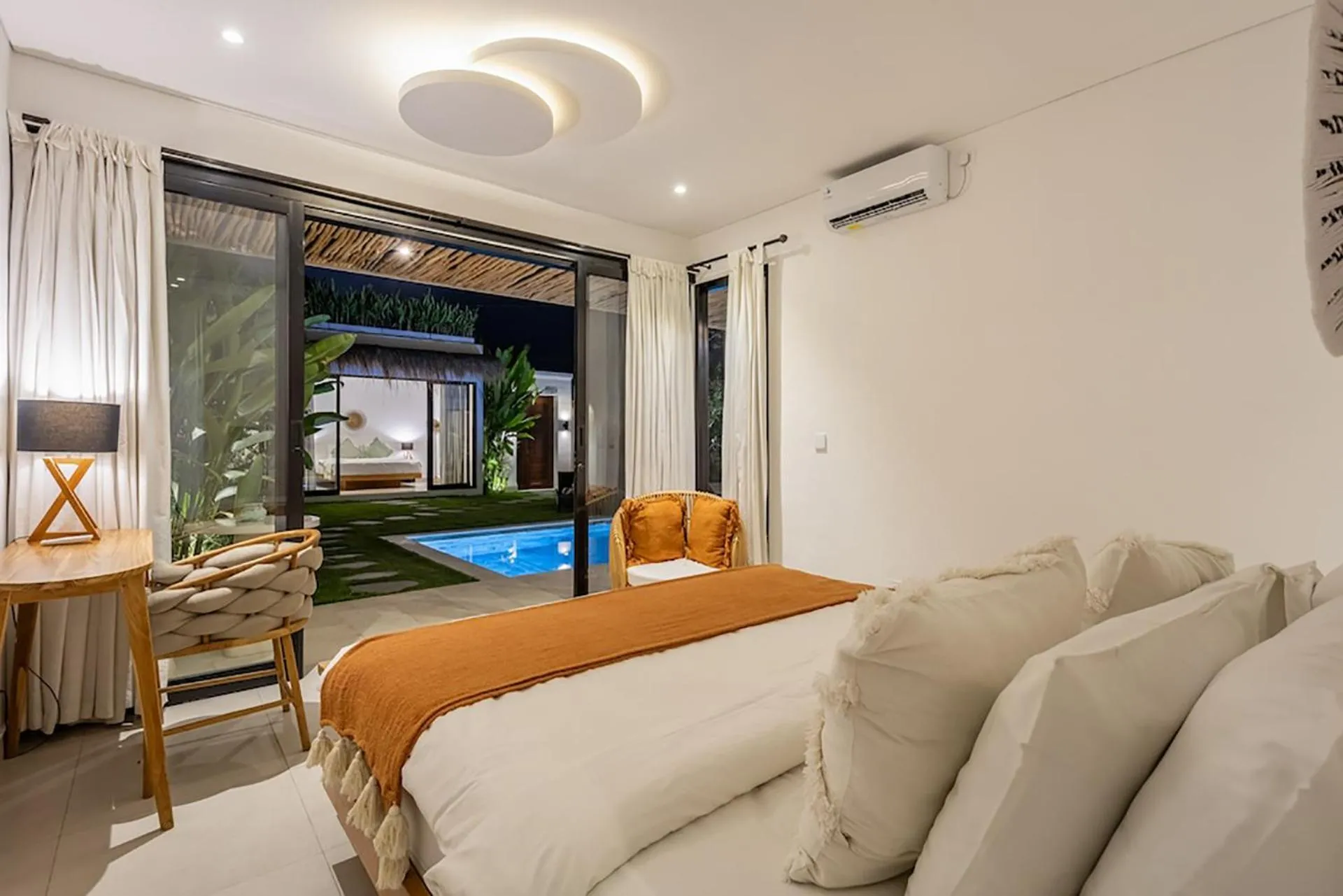 Bedroom in Villa Mahoni by Optimum Bali Villas