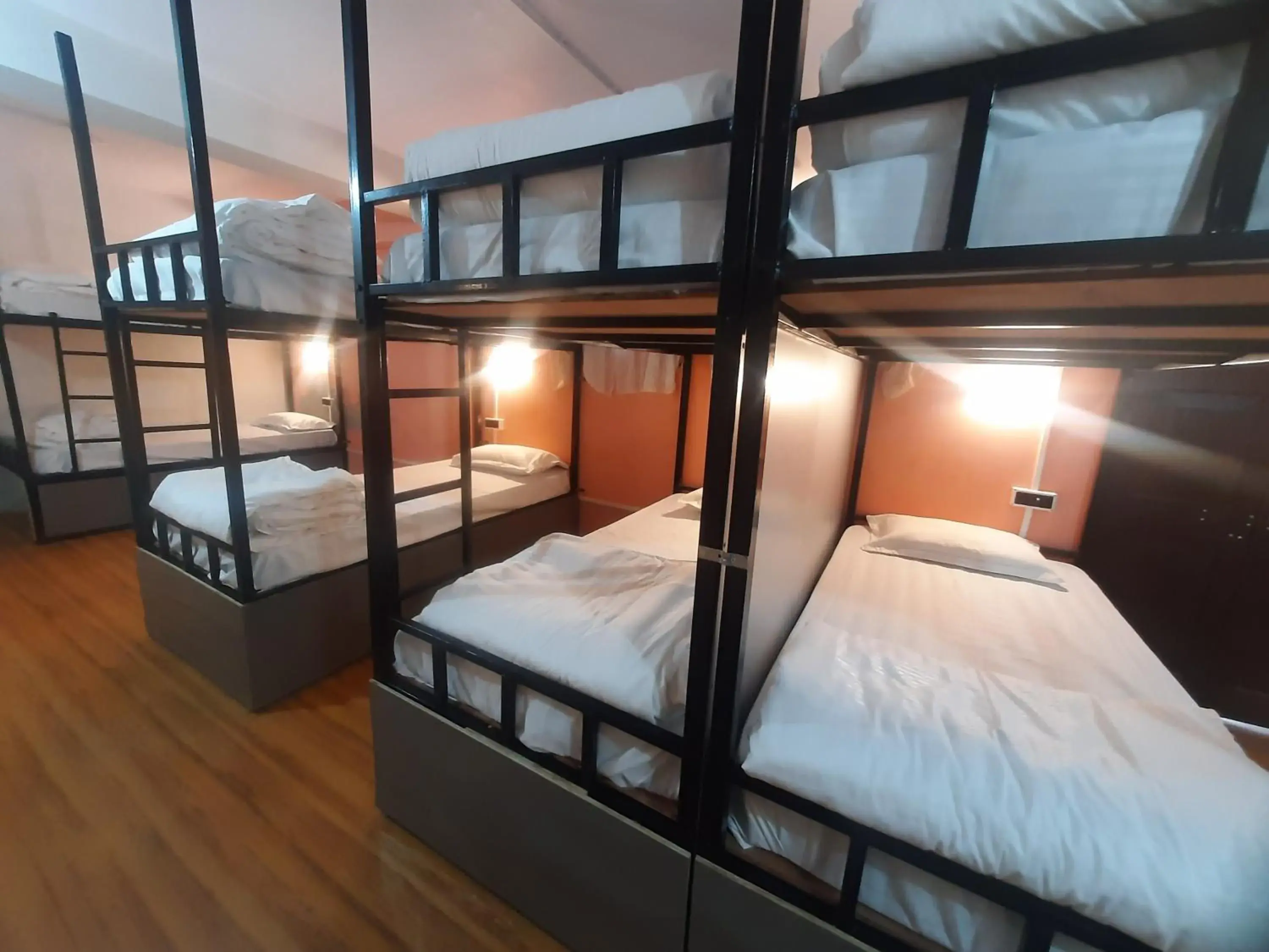 Bed in 8-Bed Mixed Dormitory Room in Bubble Beds Bed in 8-Bed Mixed Dormitory Room in Bubble Beds