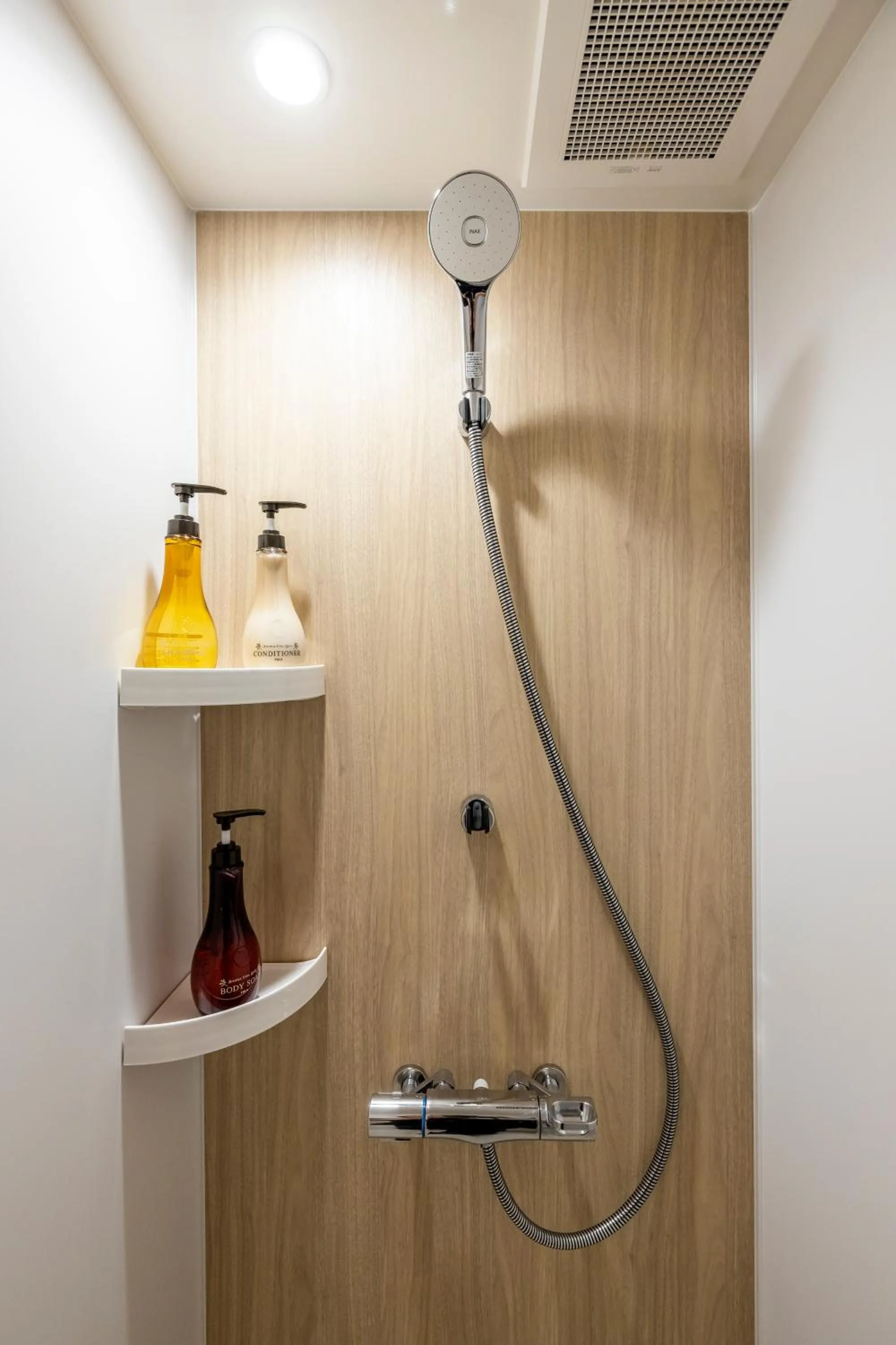 Shower in ALPHABED Inn Naha Kokusai Street West
