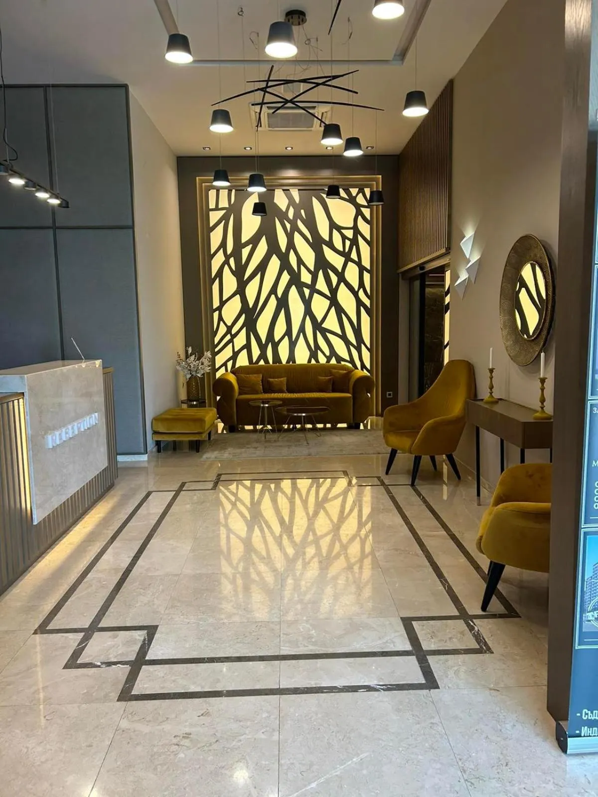 City Park Inn - Art Gallery