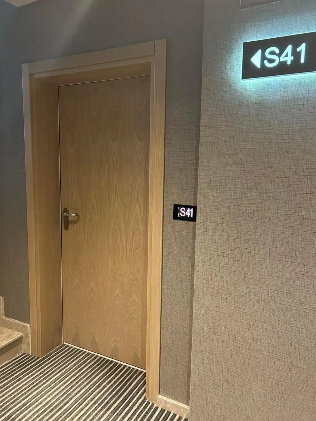 City Park Inn - Art Gallery