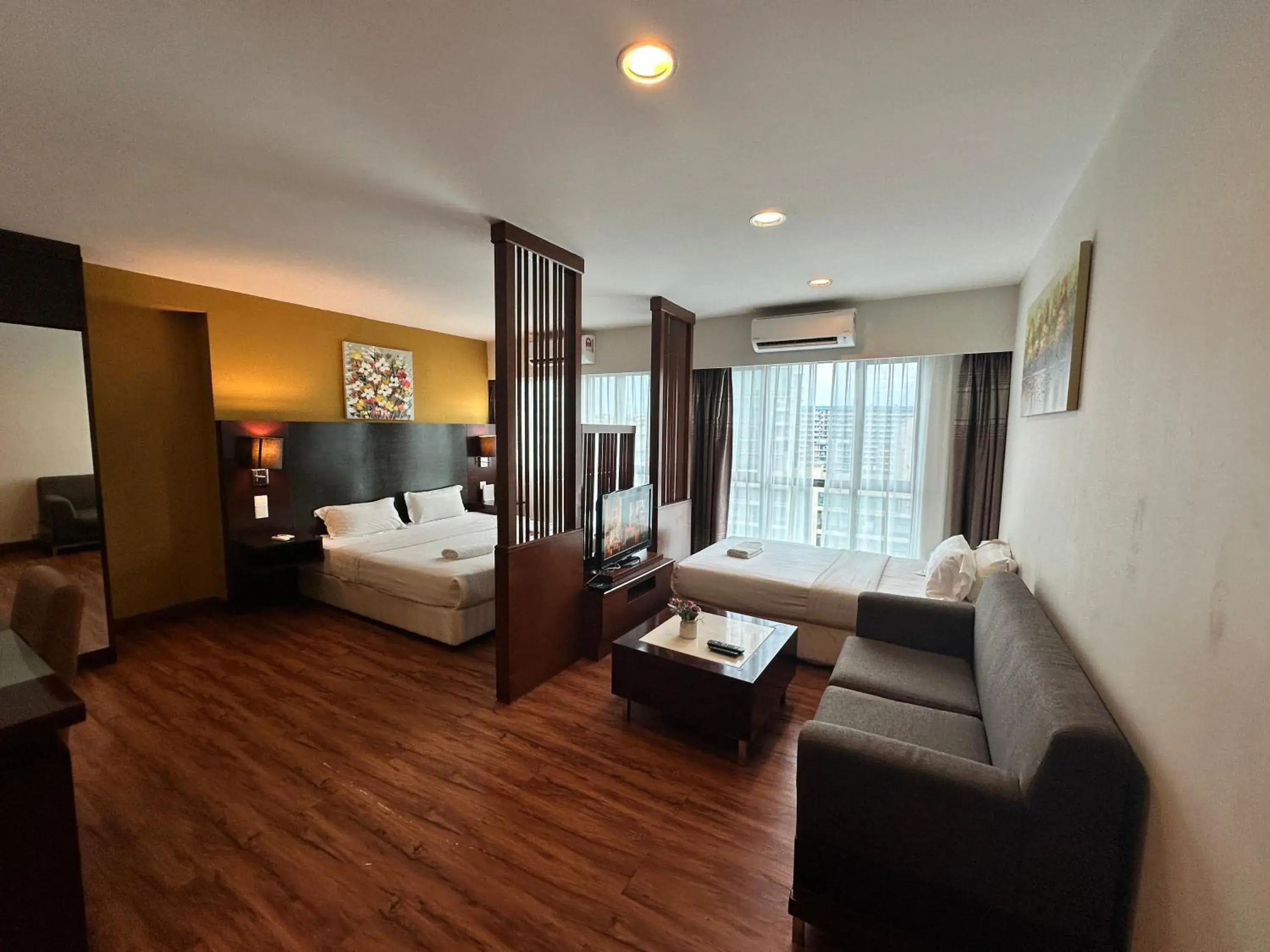 View (from property/room), Bed in Greenage MingSuite 明绿时代套房 Kota Kinabalu 亚庇市中心 View (from property/room), Bed in Greenage MingSuite 明绿时代套房 Kota Kinabalu 亚庇市中心