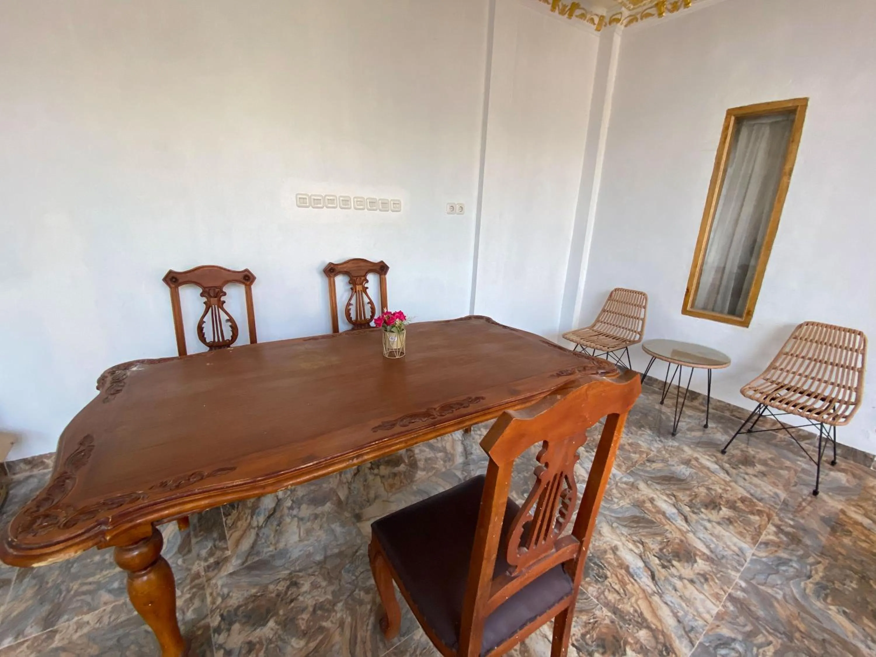 Seating area in Rumah Windy Guest House Bira