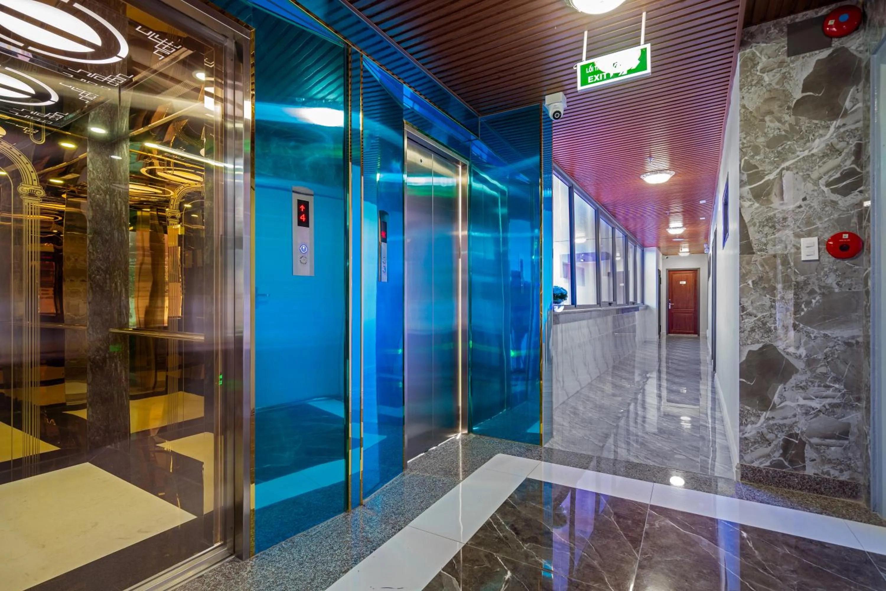 Property building in DONG PHUONG HOTEL