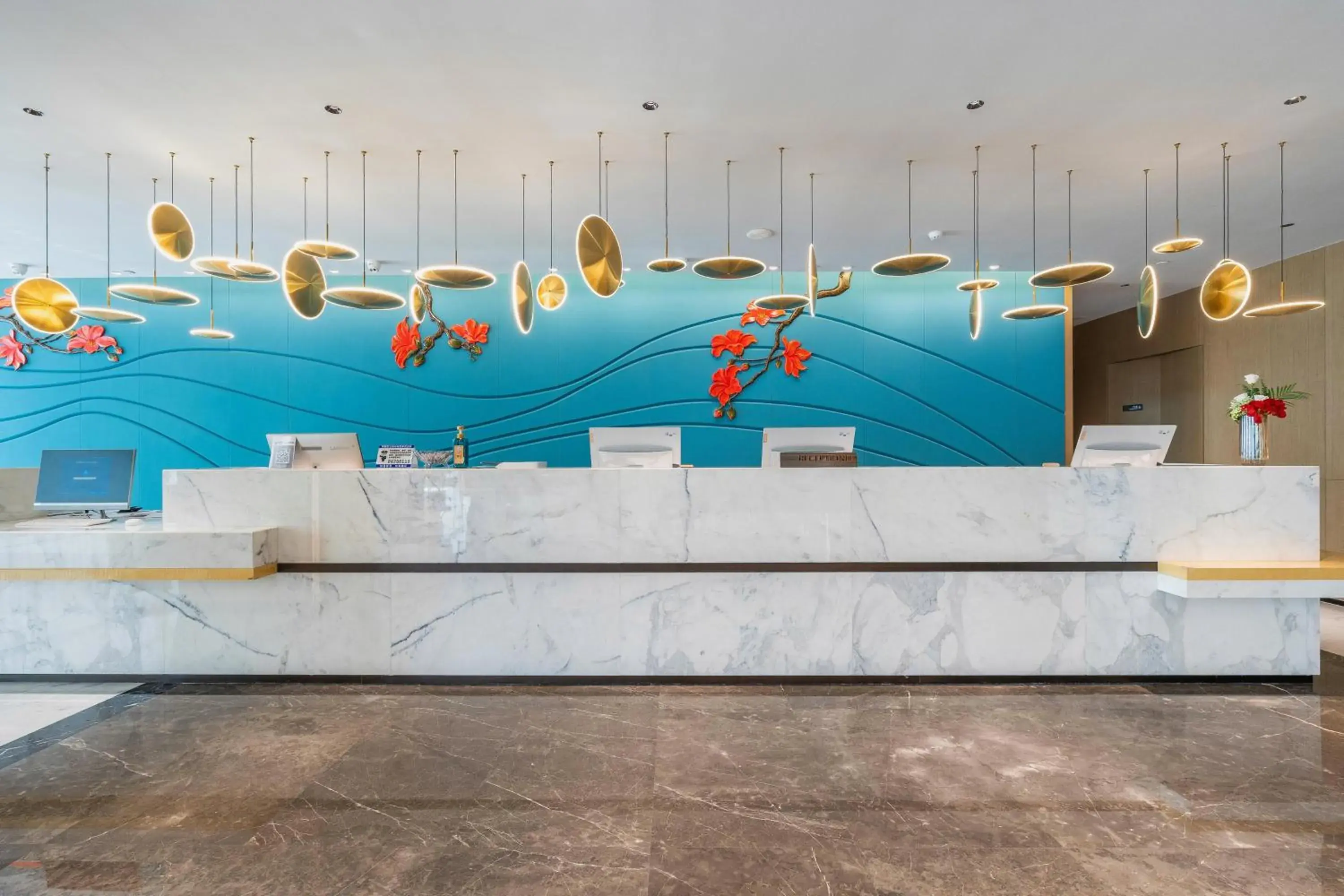 Lobby or reception in Guangzhou Southern Airlines Pearl Airport Hotel- Free shuttle bus to airport Lobby or reception in Guangzhou Southern Airlines Pearl Airport Hotel- Free shuttle bus to airport