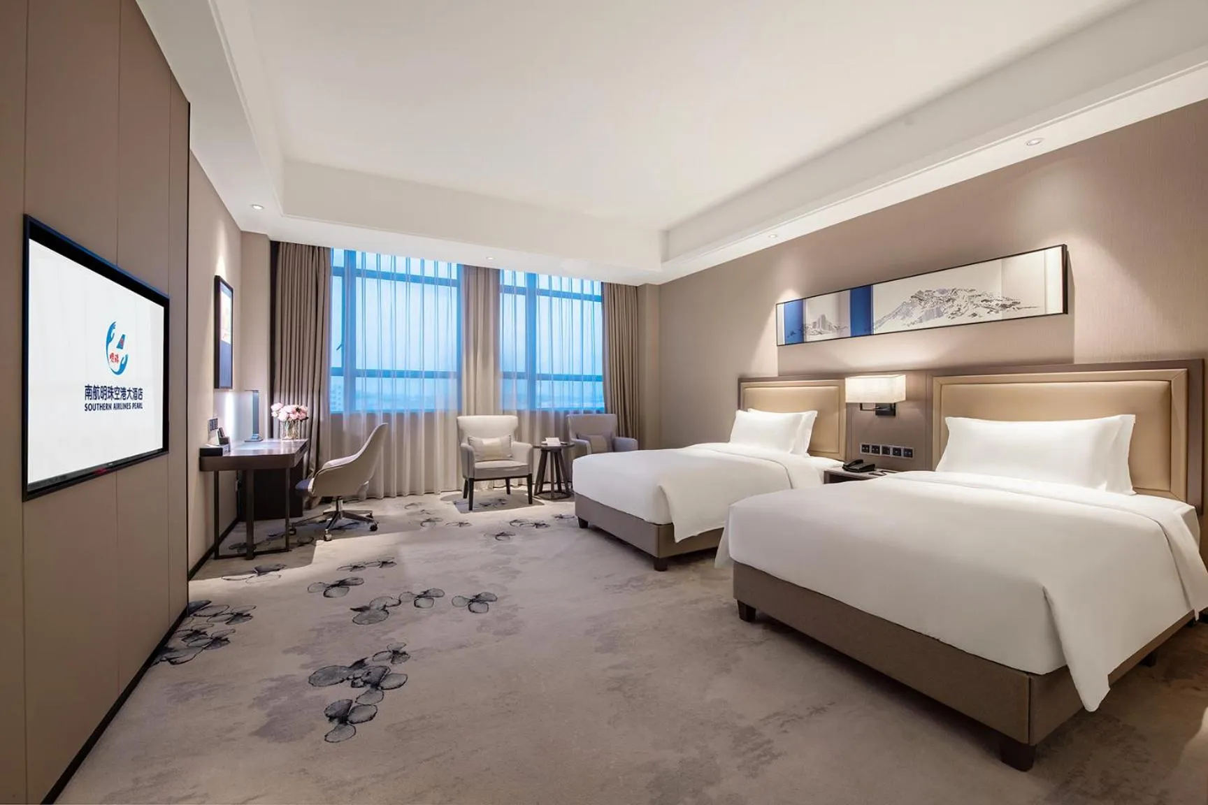 Photo of the whole room, Bed in Guangzhou Southern Airlines Pearl Airport Hotel