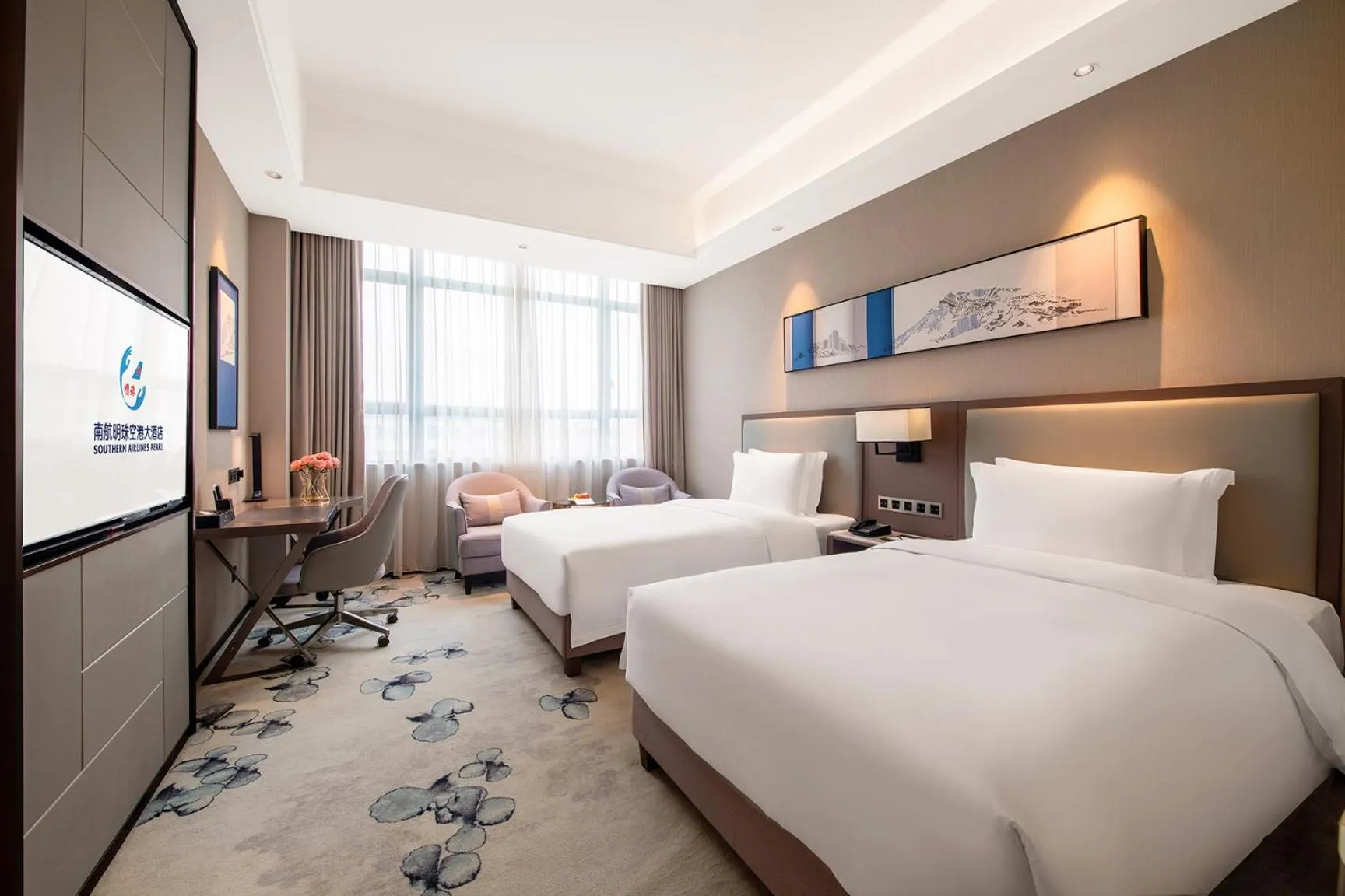 Bed in Guangzhou Southern Airlines Pearl Airport Hotel