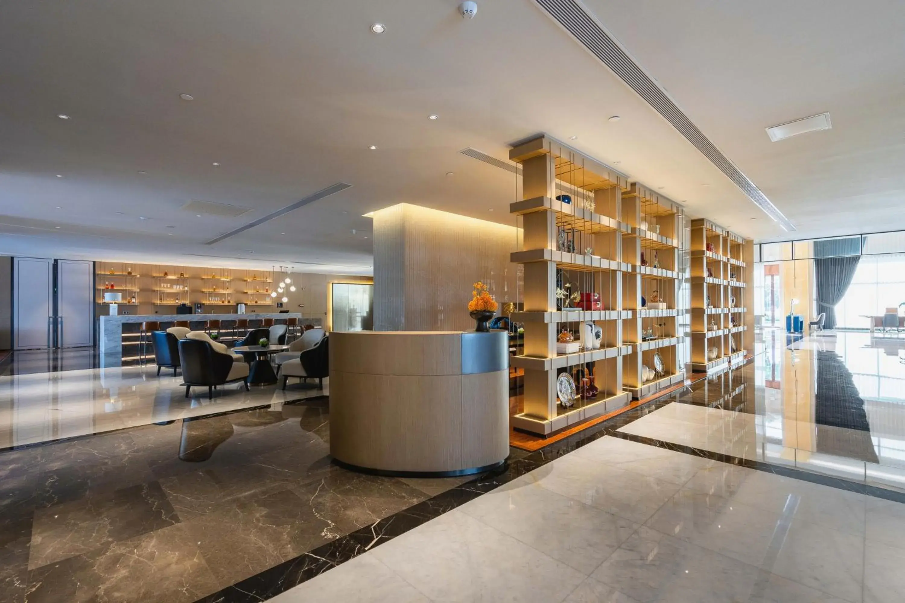 Lobby or reception in Guangzhou Southern Airlines Pearl Airport Hotel- Free shuttle bus to airport Lobby or reception in Guangzhou Southern Airlines Pearl Airport Hotel- Free shuttle bus to airport