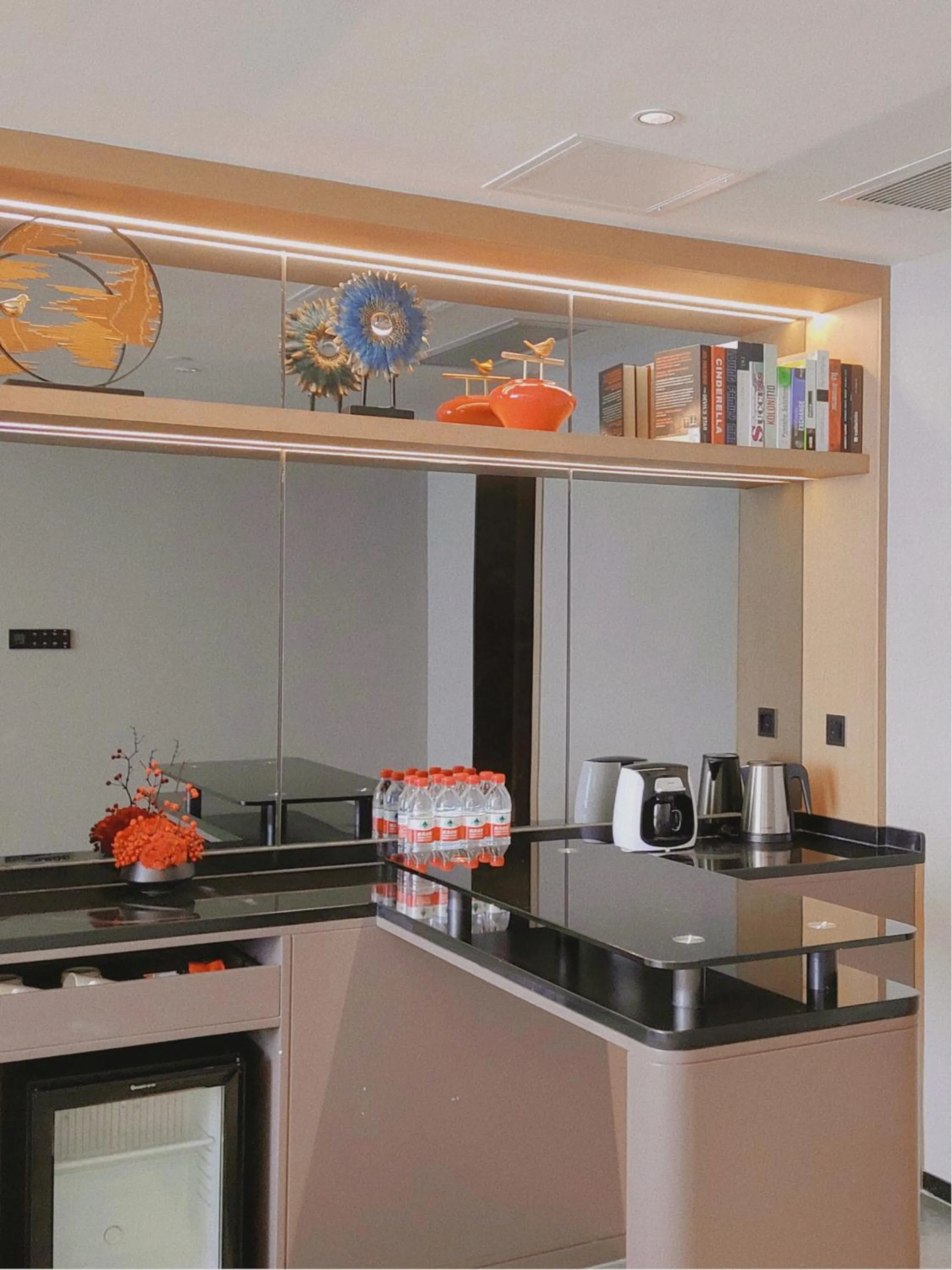 oven in Guangzhou Southern Airlines Pearl Airport Hotel