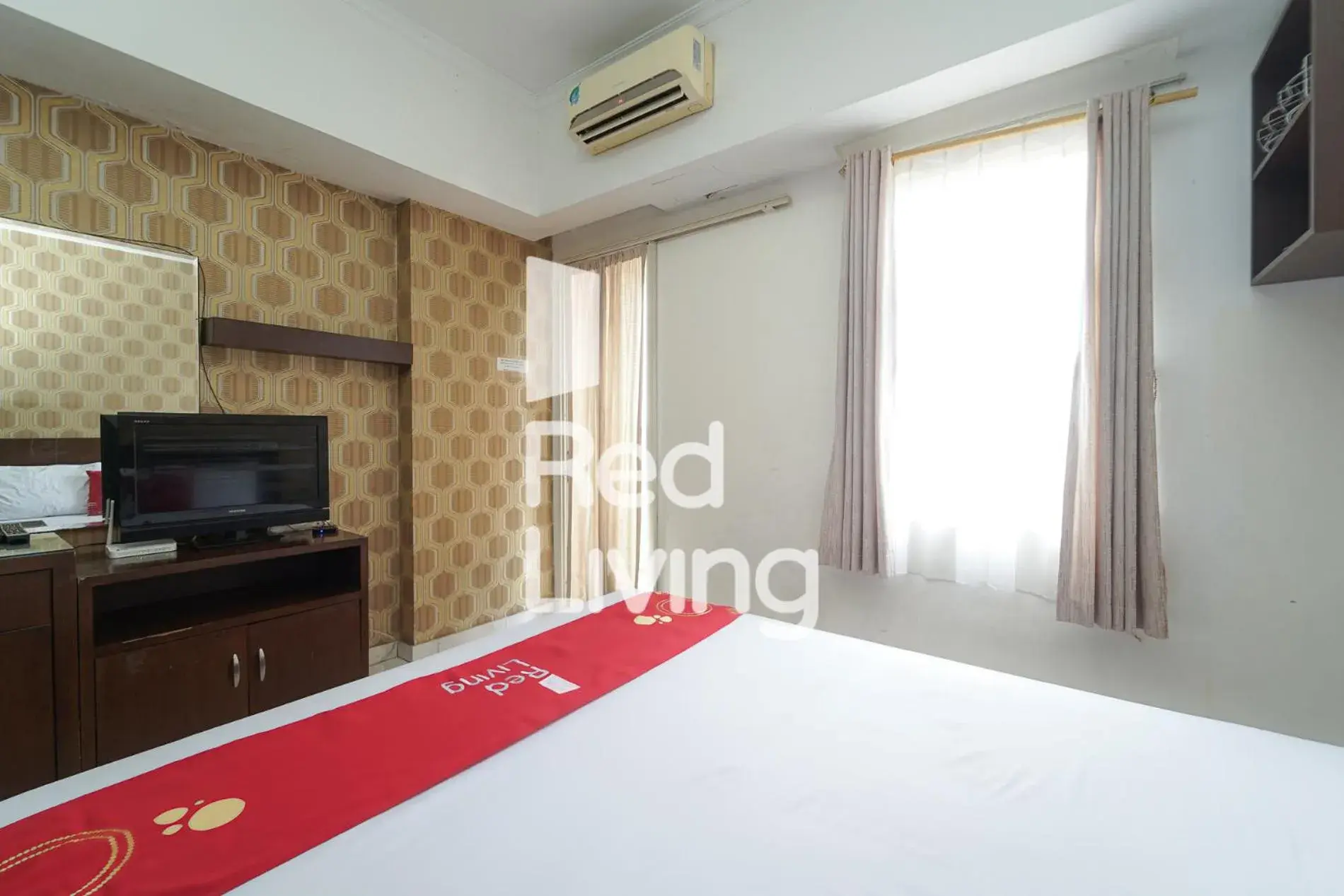 Bedroom, Bed in RedLiving Apartemen Margonda Residence 2 - Pridama Room Bedroom, Bed in RedLiving Apartemen Margonda Residence 2 - Pridama Room