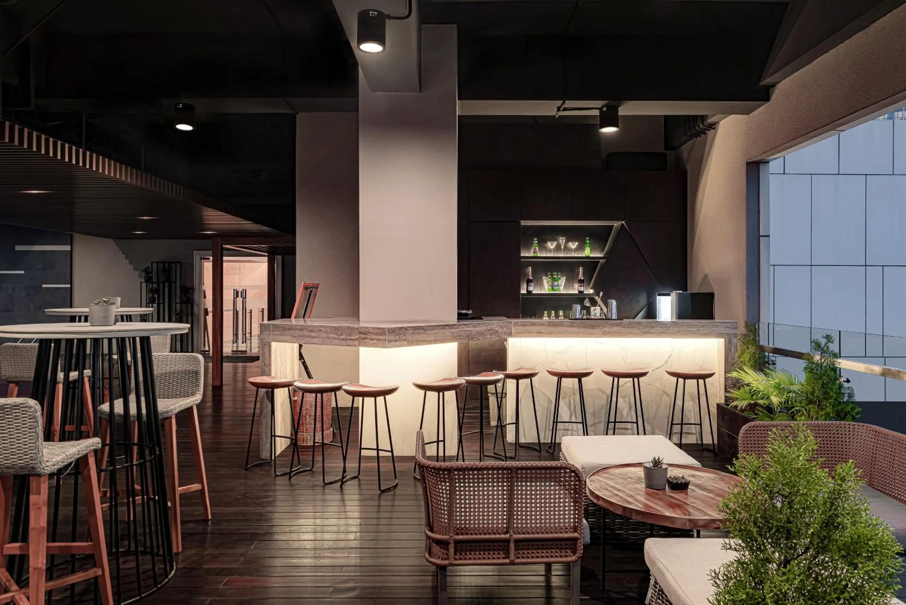 Lounge or bar in Whiz Luxe Hotel Spazio Surabaya