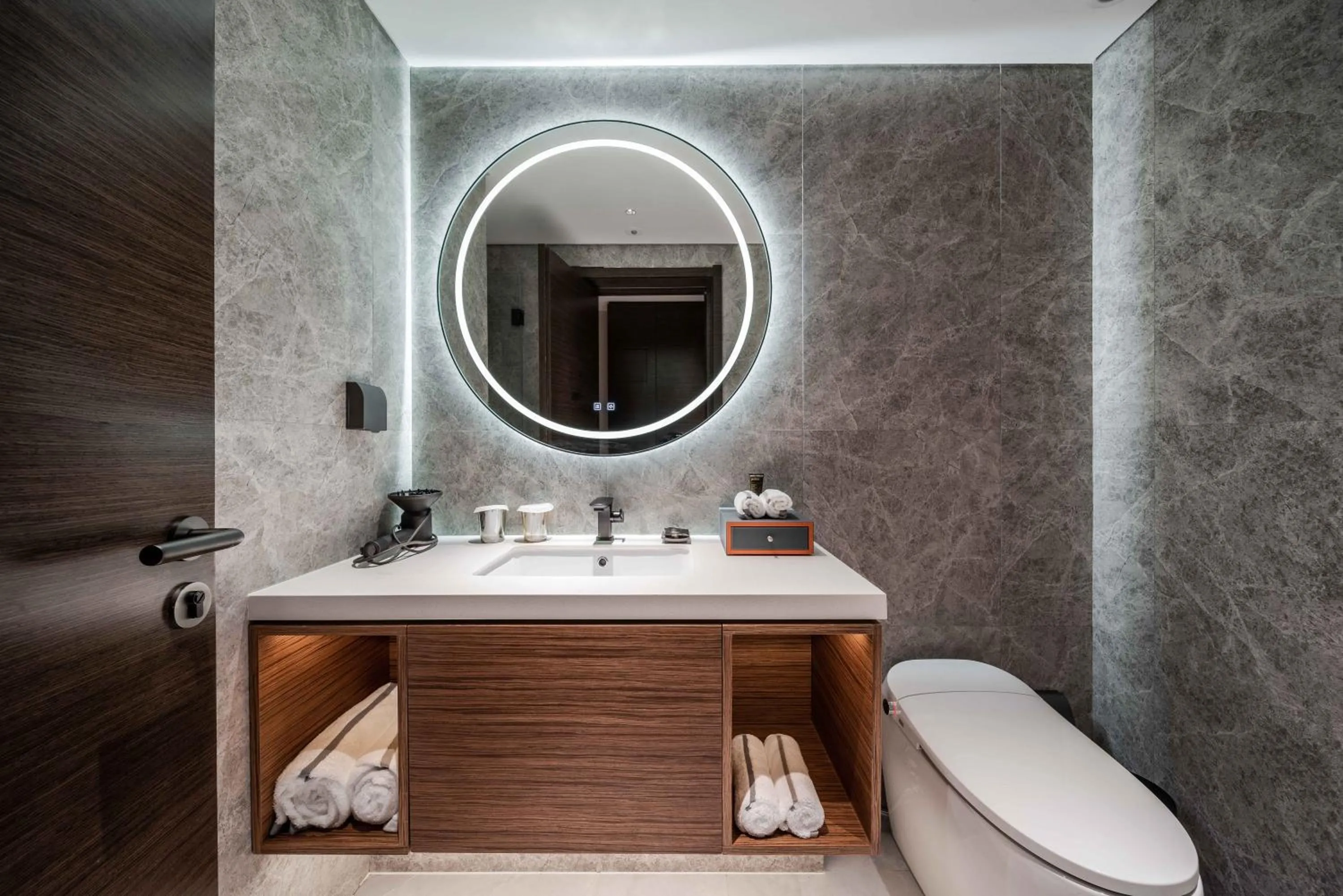 Shower in UrCove by Hyatt Shanghai Lujiazui Expo Center