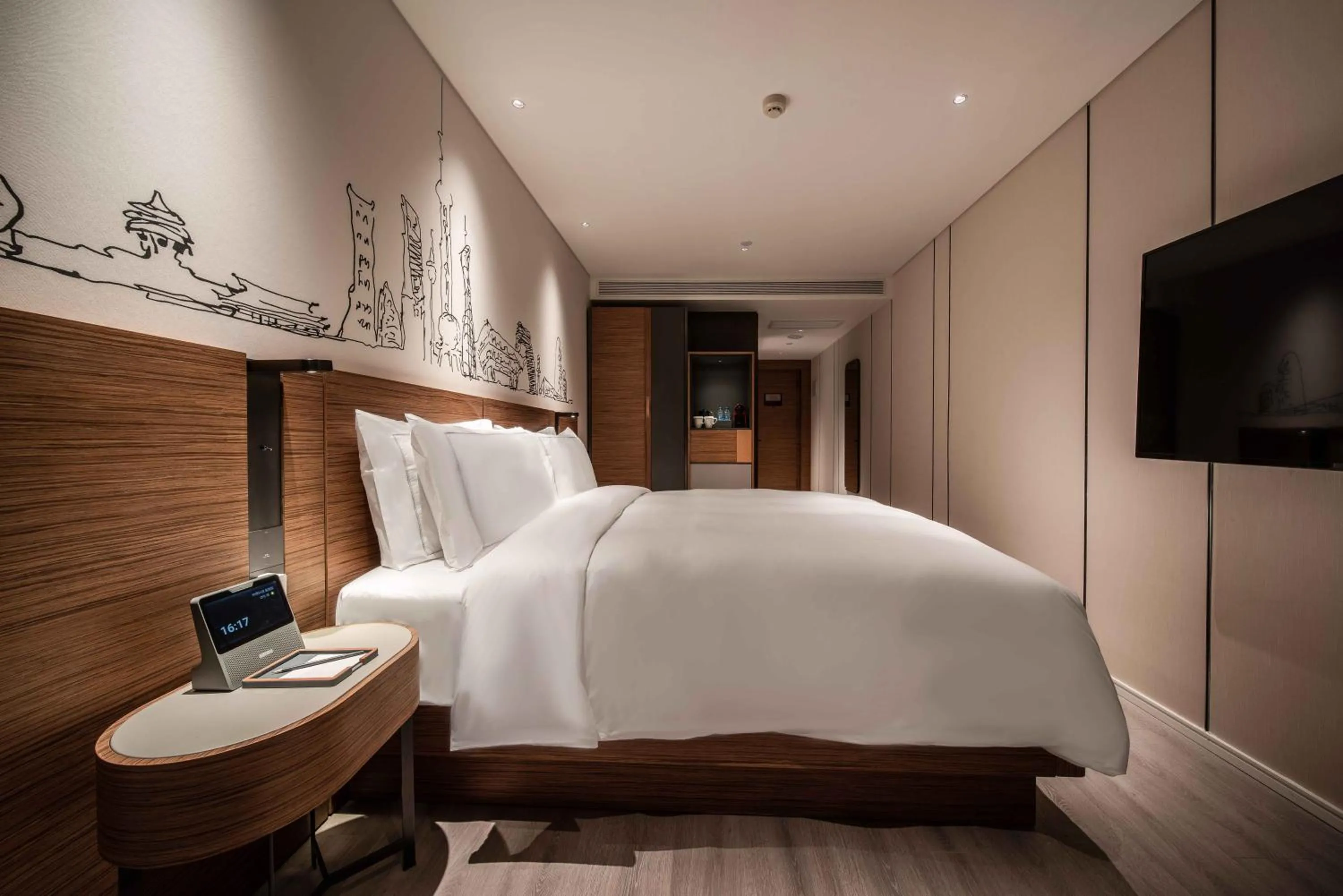 Bed in UrCove by Hyatt Shanghai Lujiazui Expo Center