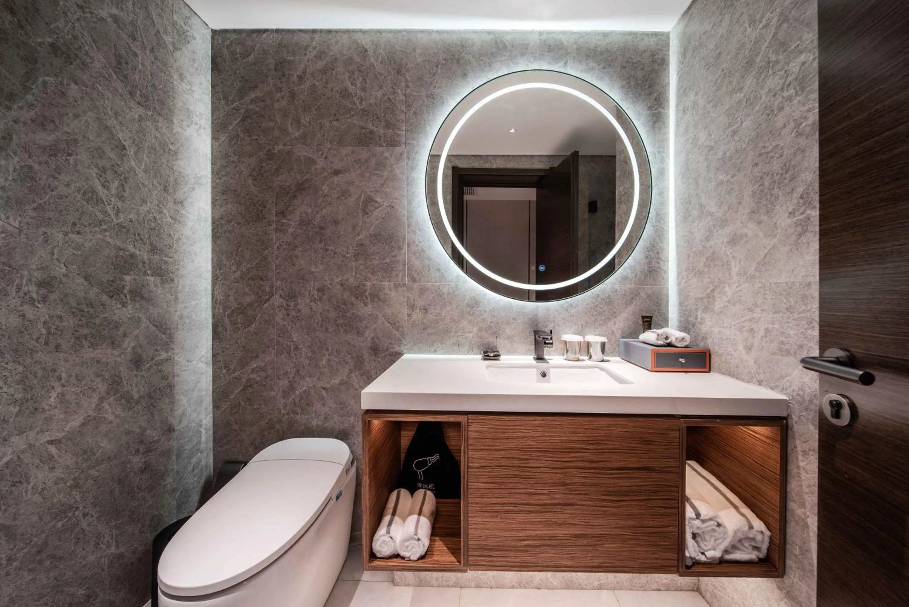 Shower in UrCove by Hyatt Shanghai Lujiazui Expo Center