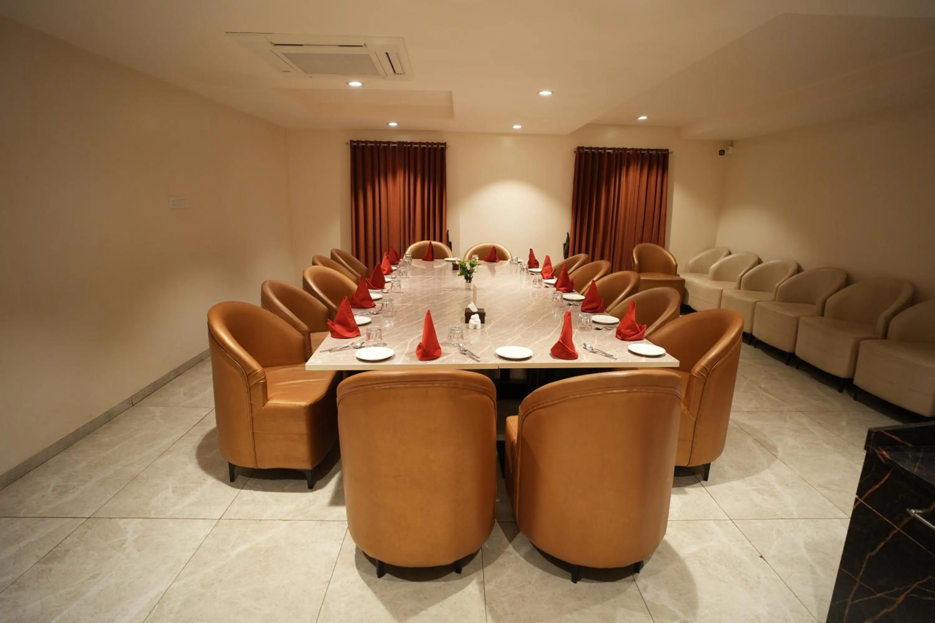 Restaurant/places to eat in Radhamangal Colors Inn