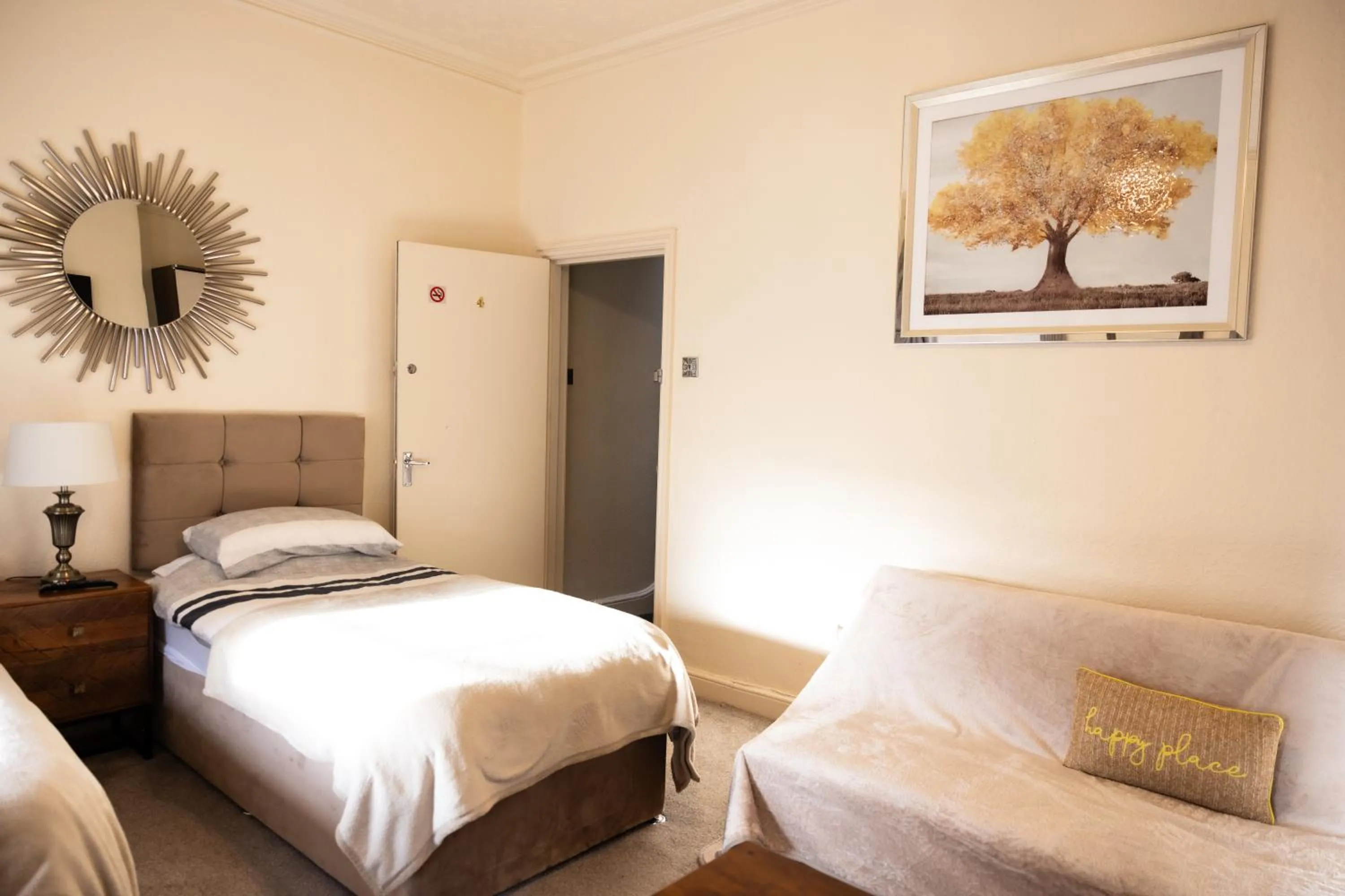 Bed in COZY PLACE LIVERPOOL