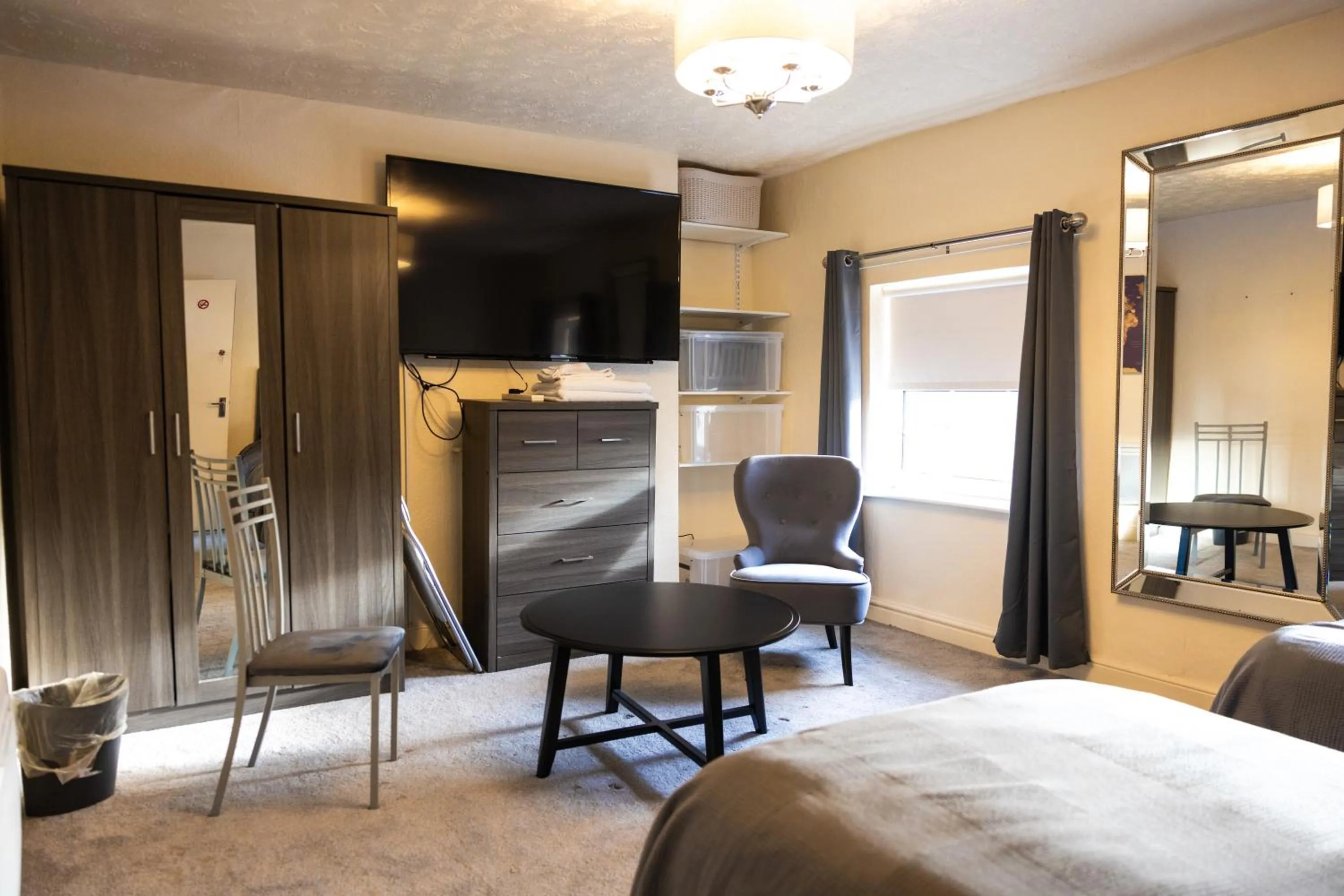 Living room, Bed in COZY PLACE LIVERPOOL