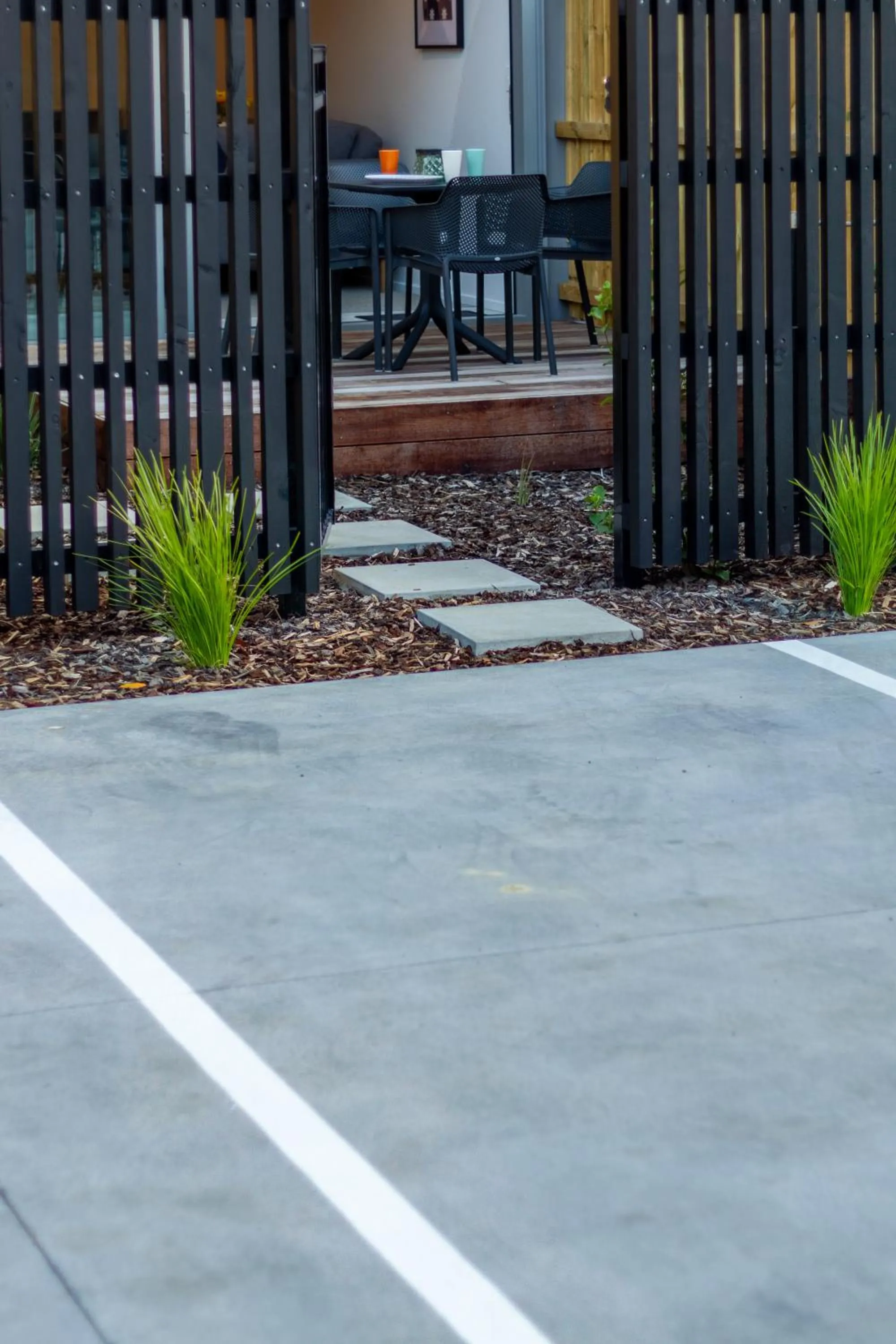 Day in City Lights Retreat with Carpark 2 Bed 2 Bath