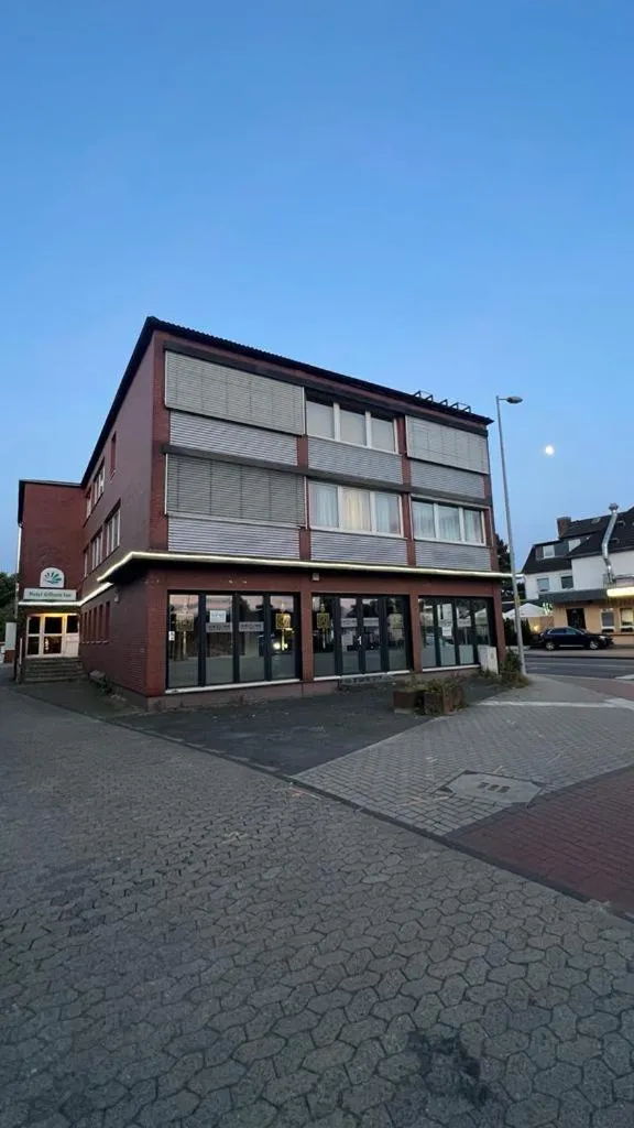 Property building in Hotel Gifhorn INN