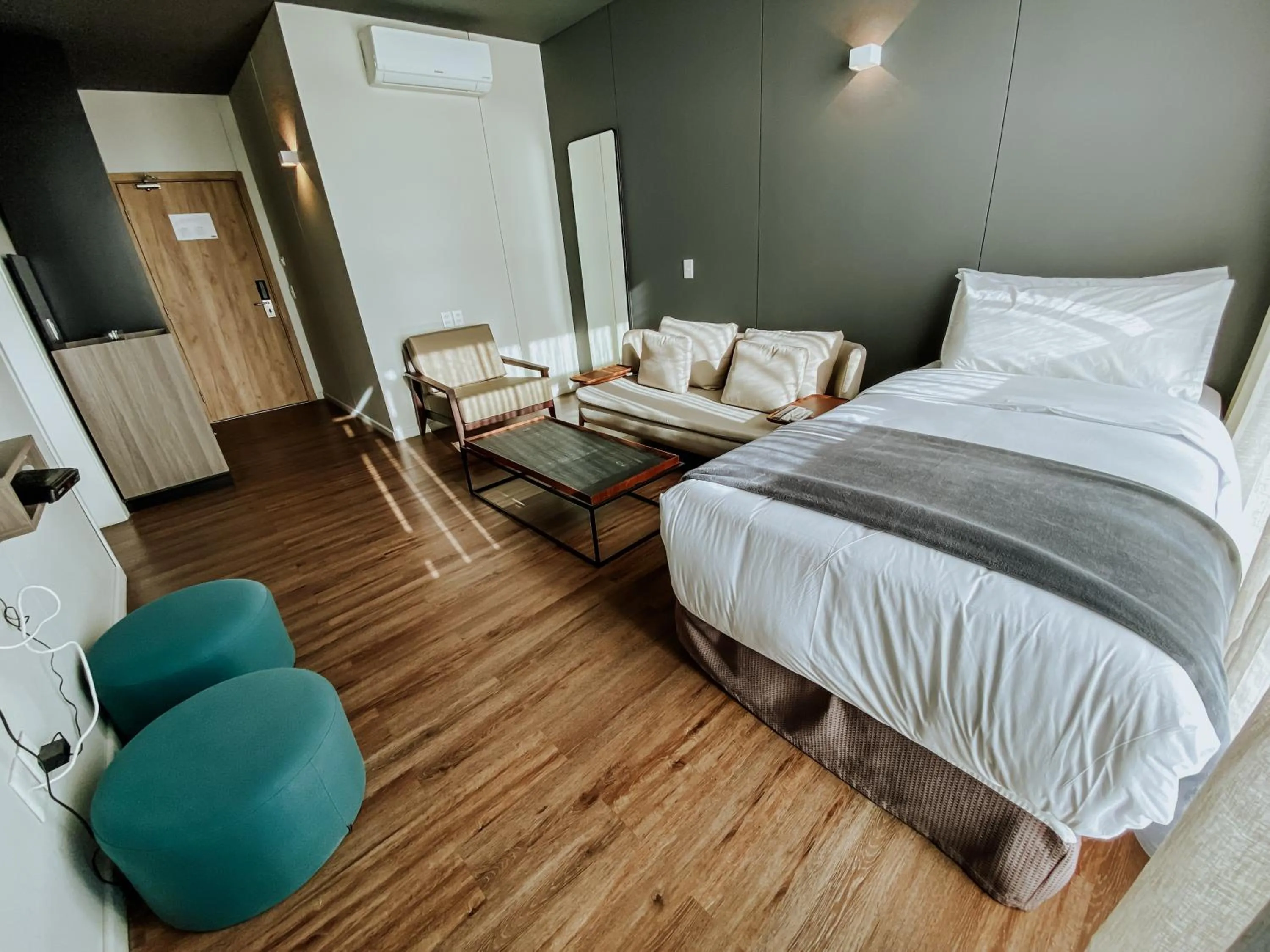 Bed in Midland Hotel & Resort All Inclusive