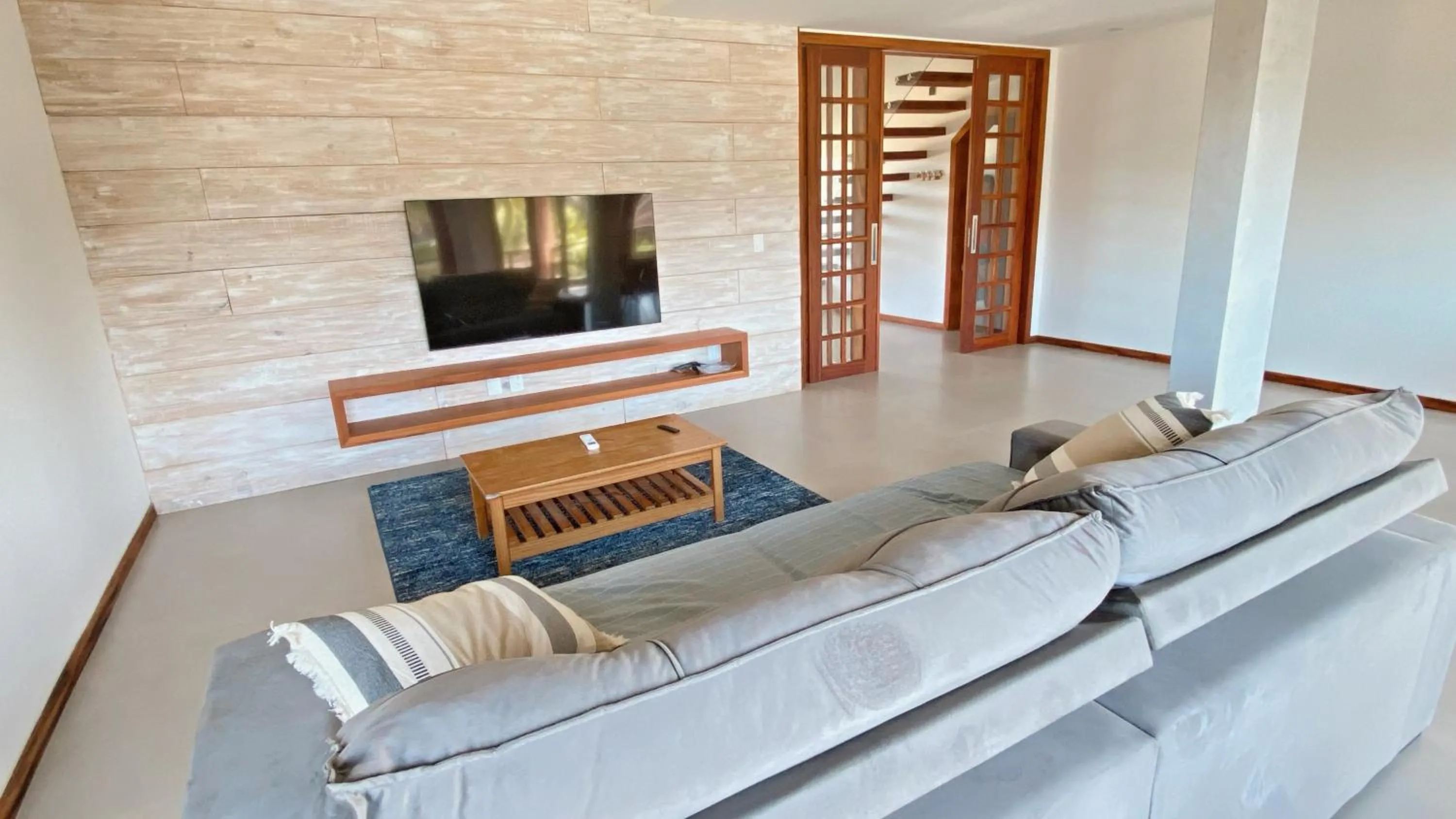 TV and multimedia in Dream Beach Cumbuco Superior Oceanfront Apartments