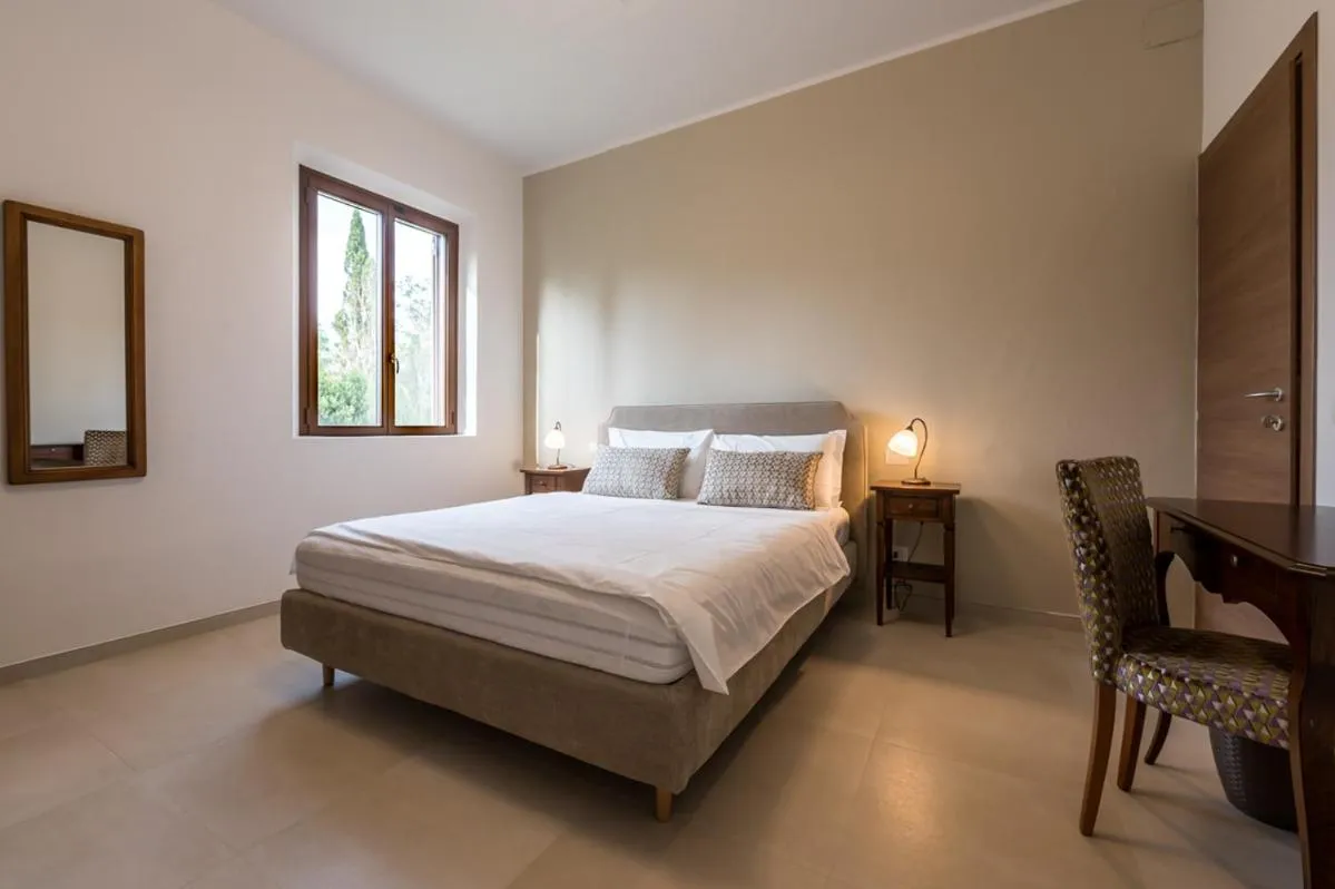 Bedroom, Bed in Agriturismo La Collina degli Olivi