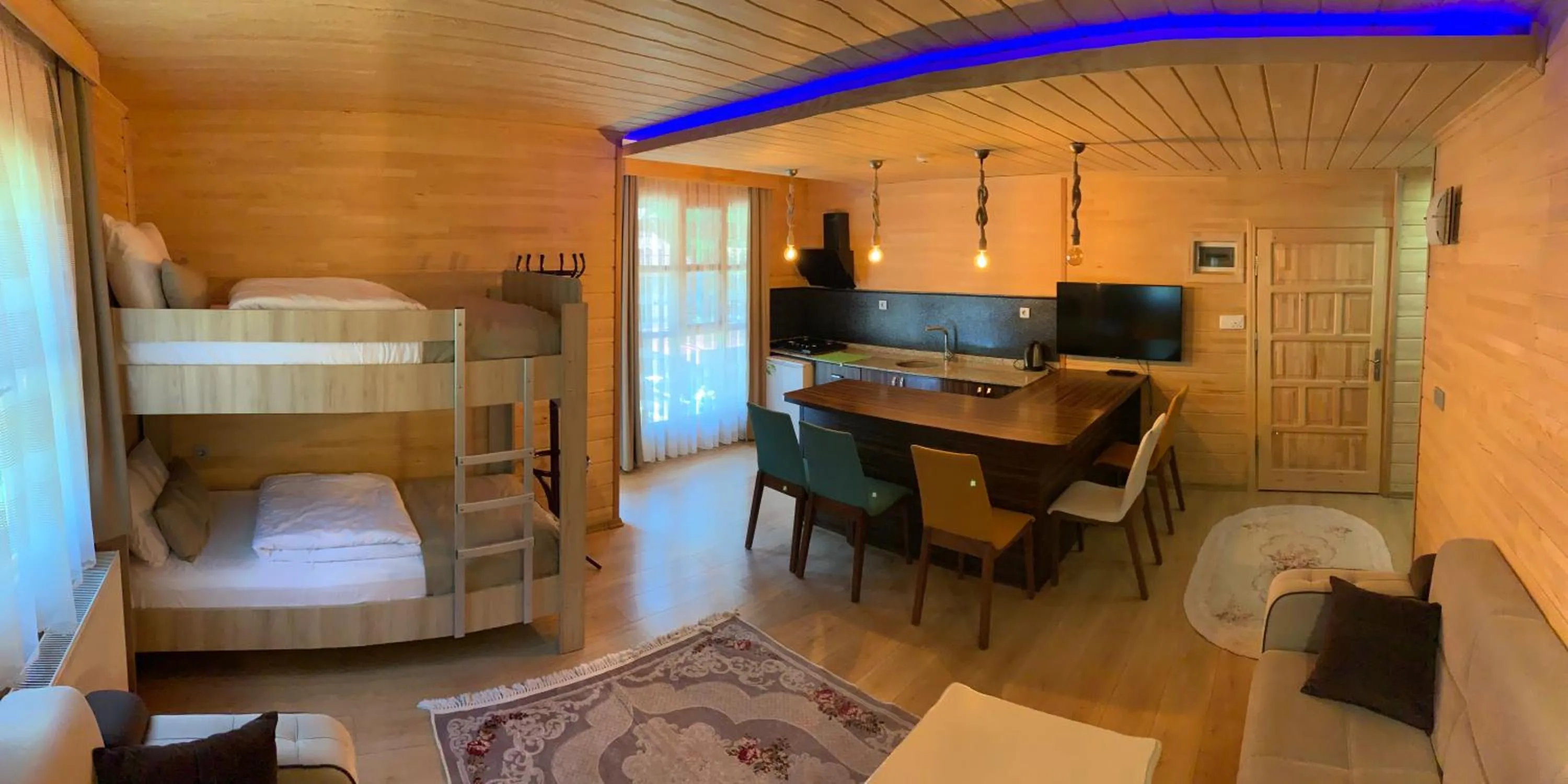 TV and multimedia, Bed in Bavul Suite Hotel