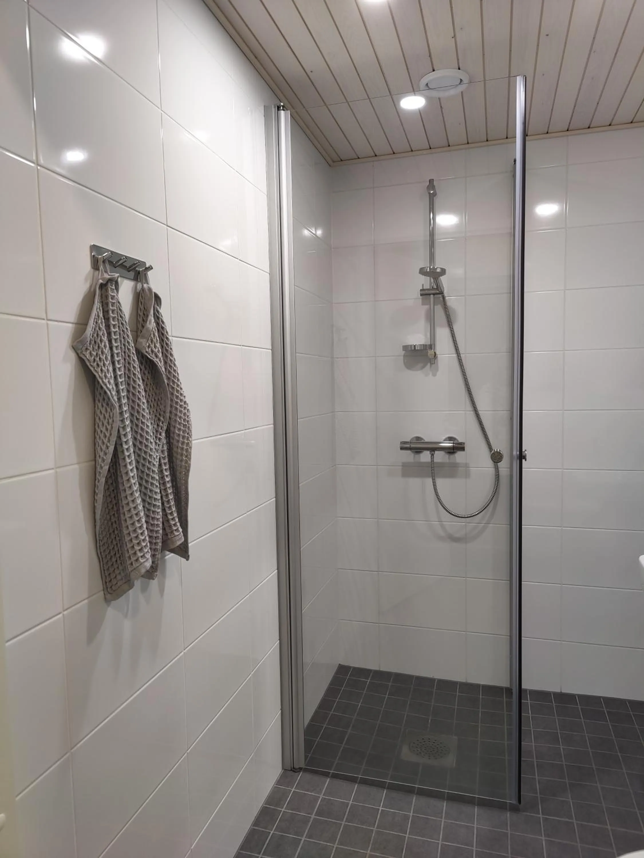Bathroom in City Studio Taiga