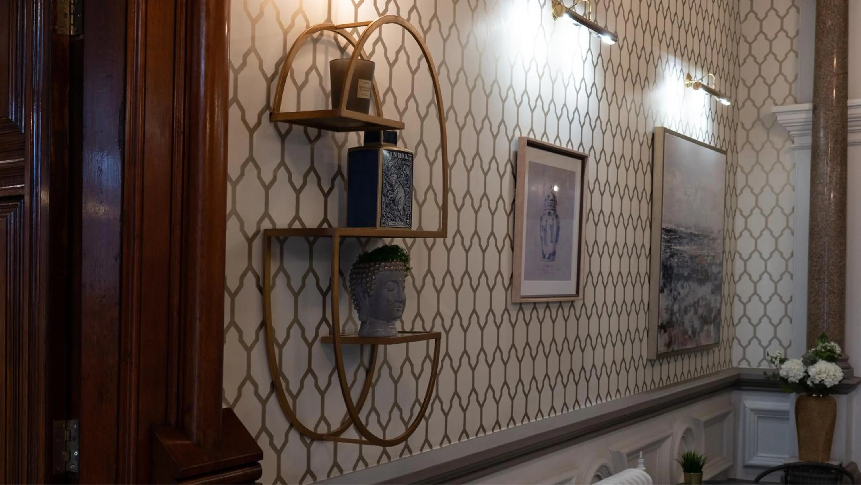 The Parr’s Bank Hotel