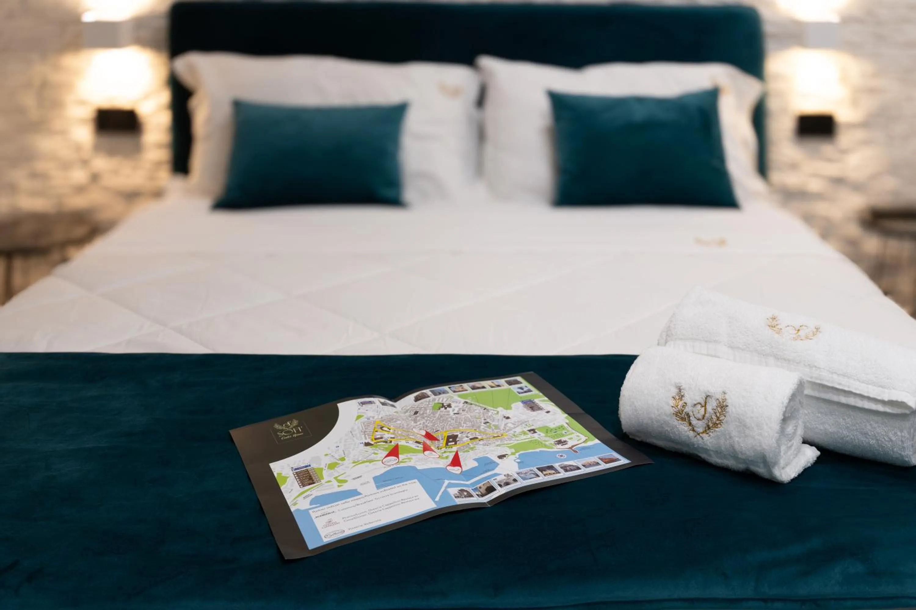 Floor plan, Bed in Sofi' Center Rooms