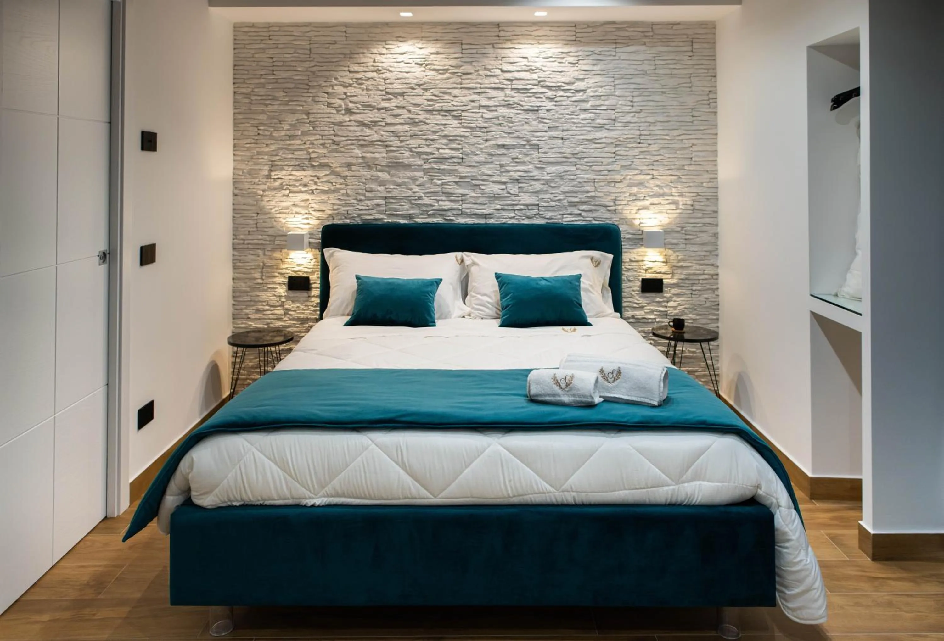 Bedroom, Bed in Sofi' Center Rooms