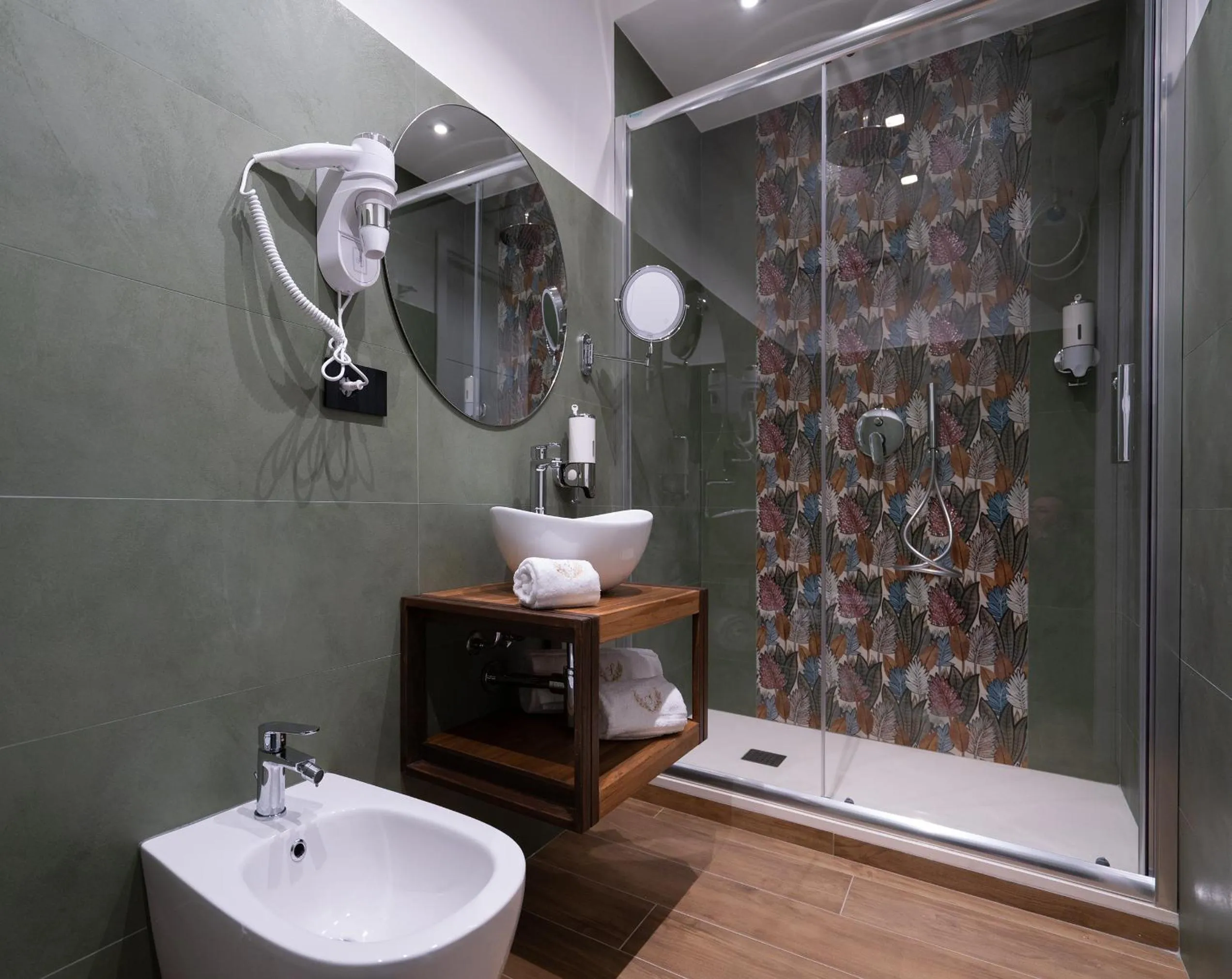 Toilet in Sofi' Center Rooms