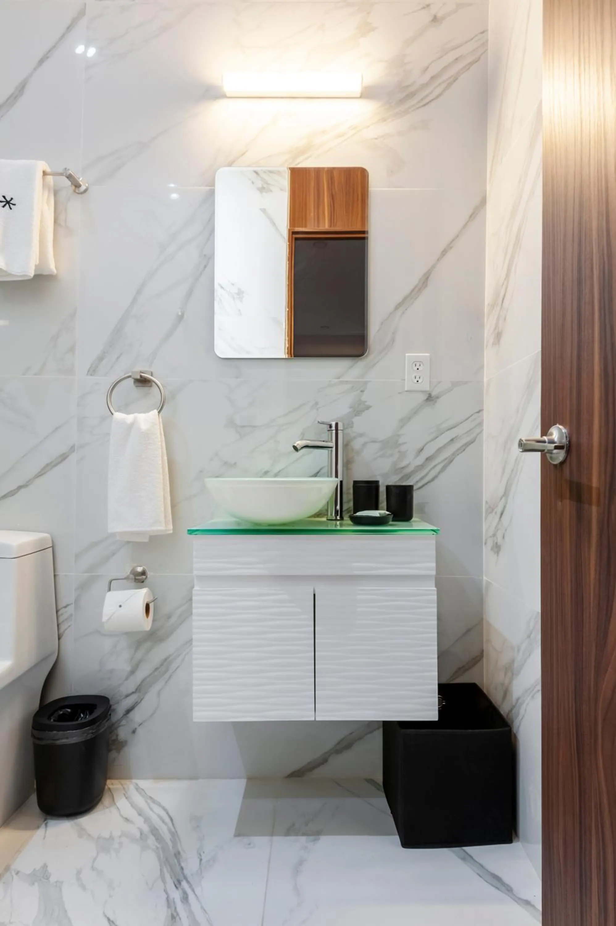 Bathroom in Allan Poe 343 by Wynwood House