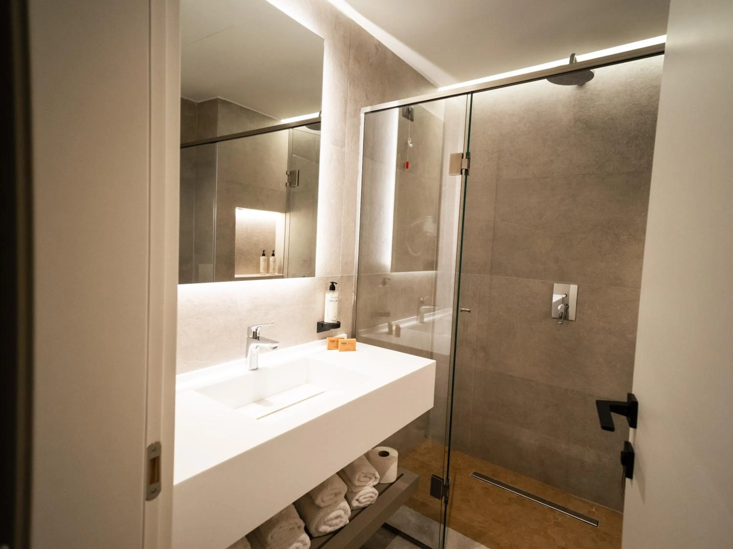 Bathroom in JOST Caravel