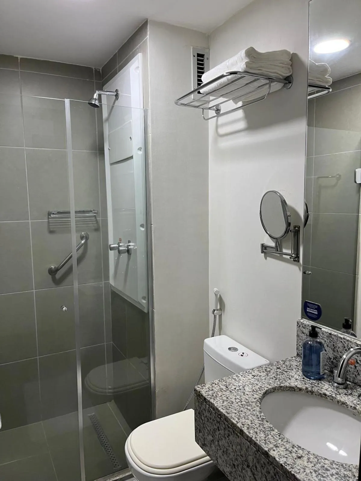 Bathroom in Hotel Via Premiere - Rio Centro