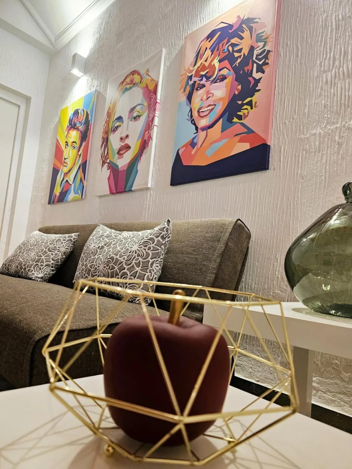 Decorative detail in Arc House Granada