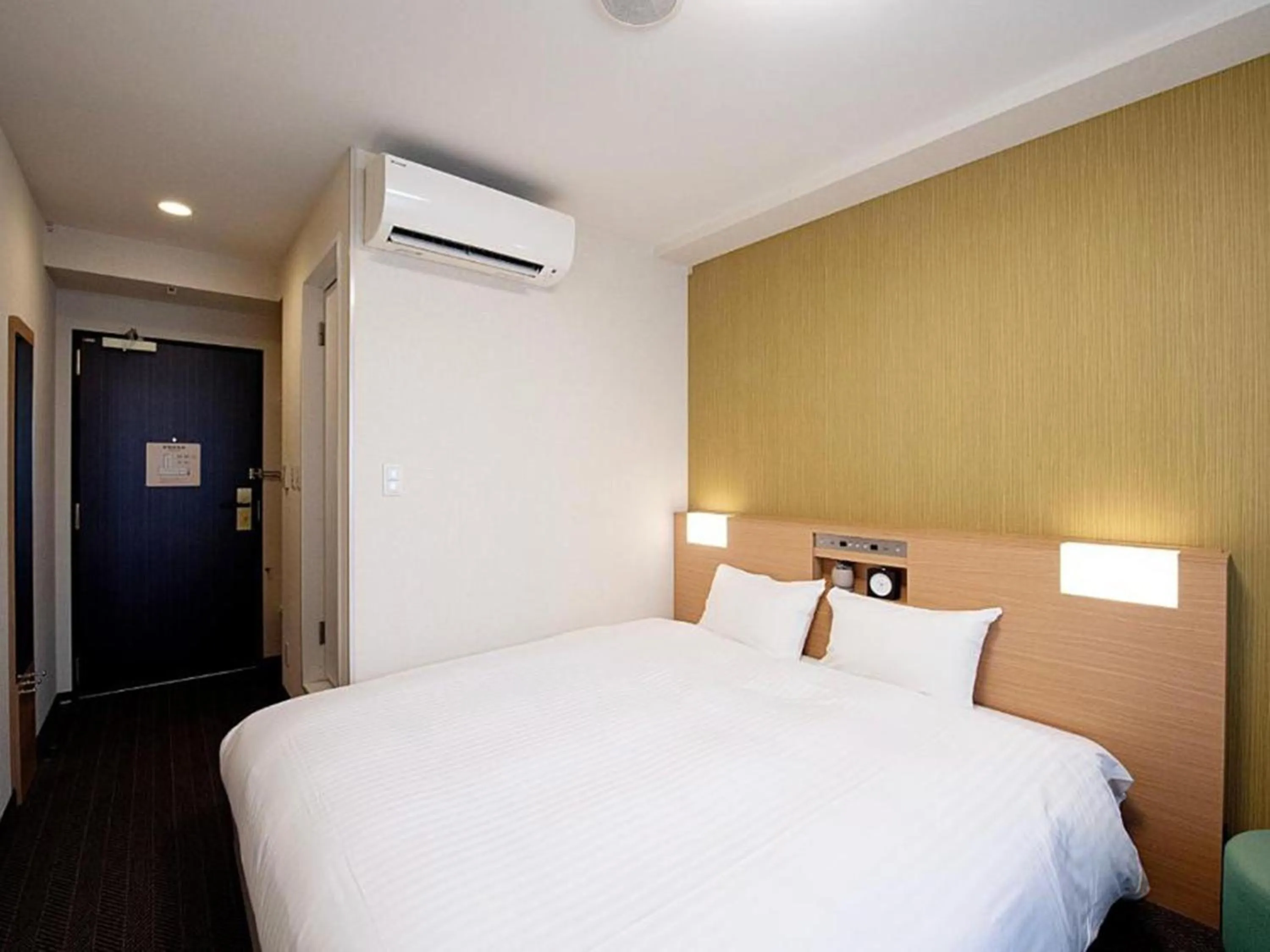 Photo of the whole room in Nest&Rise Osaka Namba Hotel