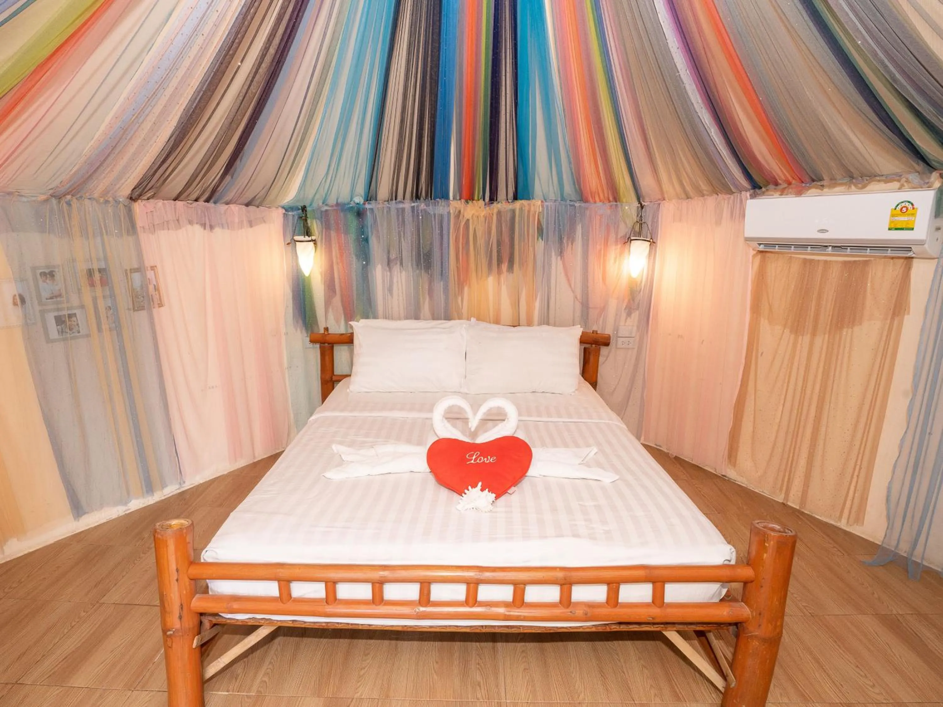 Standard Villa in Pareehut Resort Koh Sichang